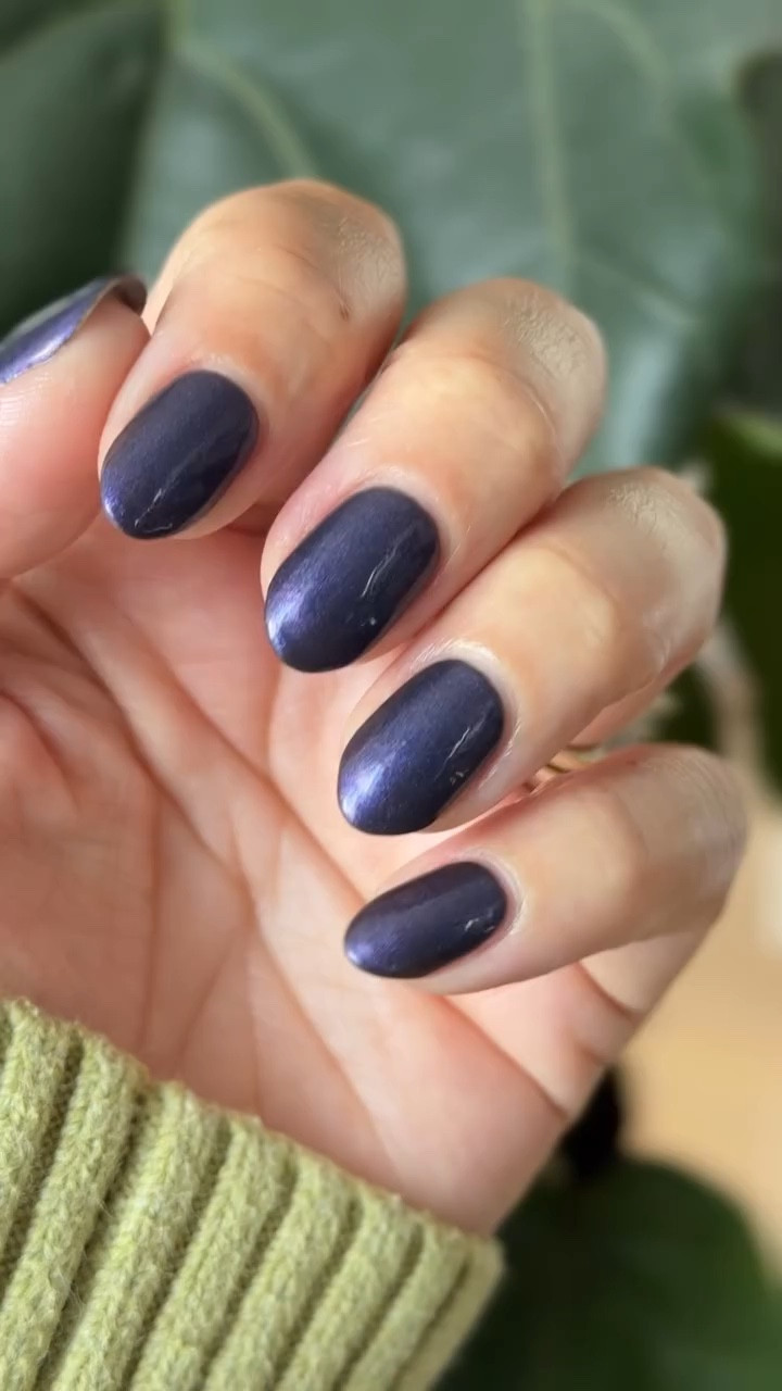 Introducing Beskar Chrome! One of 8 new shades from @oliveandjune x Star Wars: The Mandalorian and Grogu 

Shown here in 3 coats but you can definitely get away with 2!

May the Fourth be with you!



#LTKBeauty