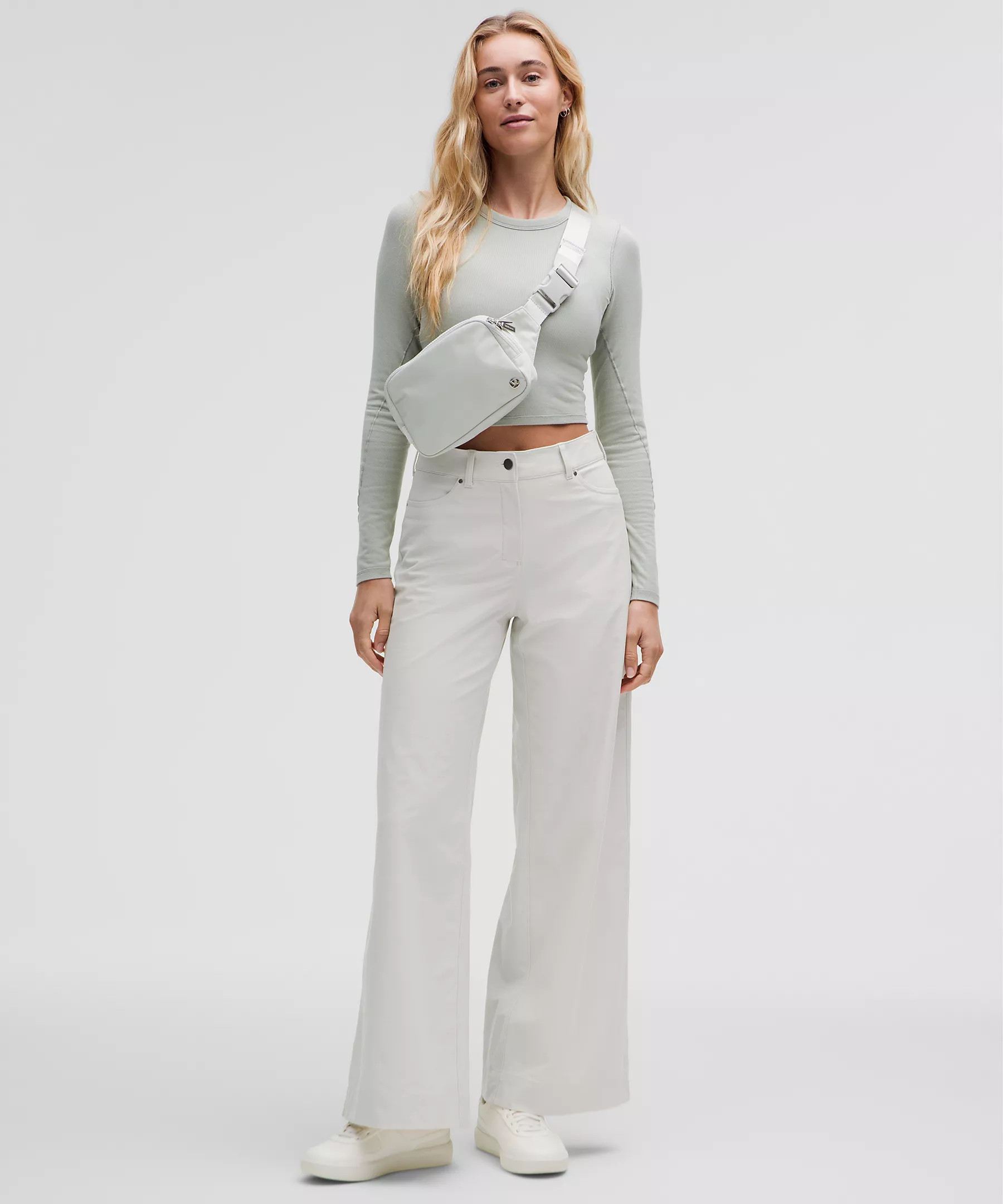 Everywhere Belt Bag Large 2L | Unisex Bags,Purses,Wallets | lululemon | Lululemon (US)