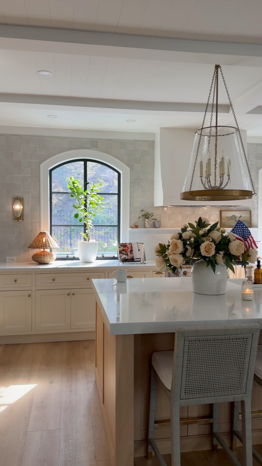 These sconces are so unique and pretty! The frosted glass softens light beautifully, perfect for a kitchen, hallway, bathroom or office nook…

#LTKSeasonal #LTKHome #LTKSaleAlert