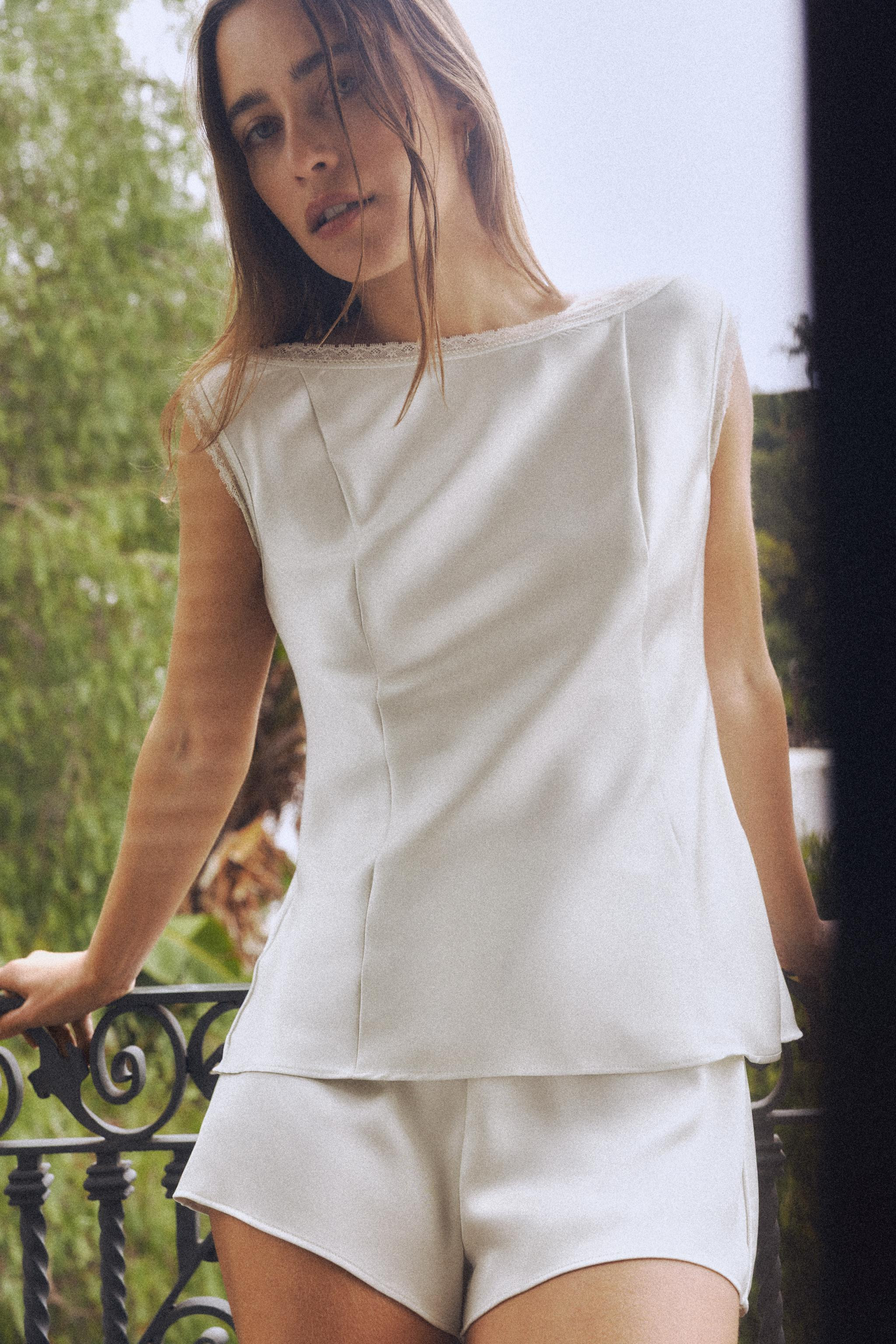 SATIN EFFECT LACE TOP | Zara US