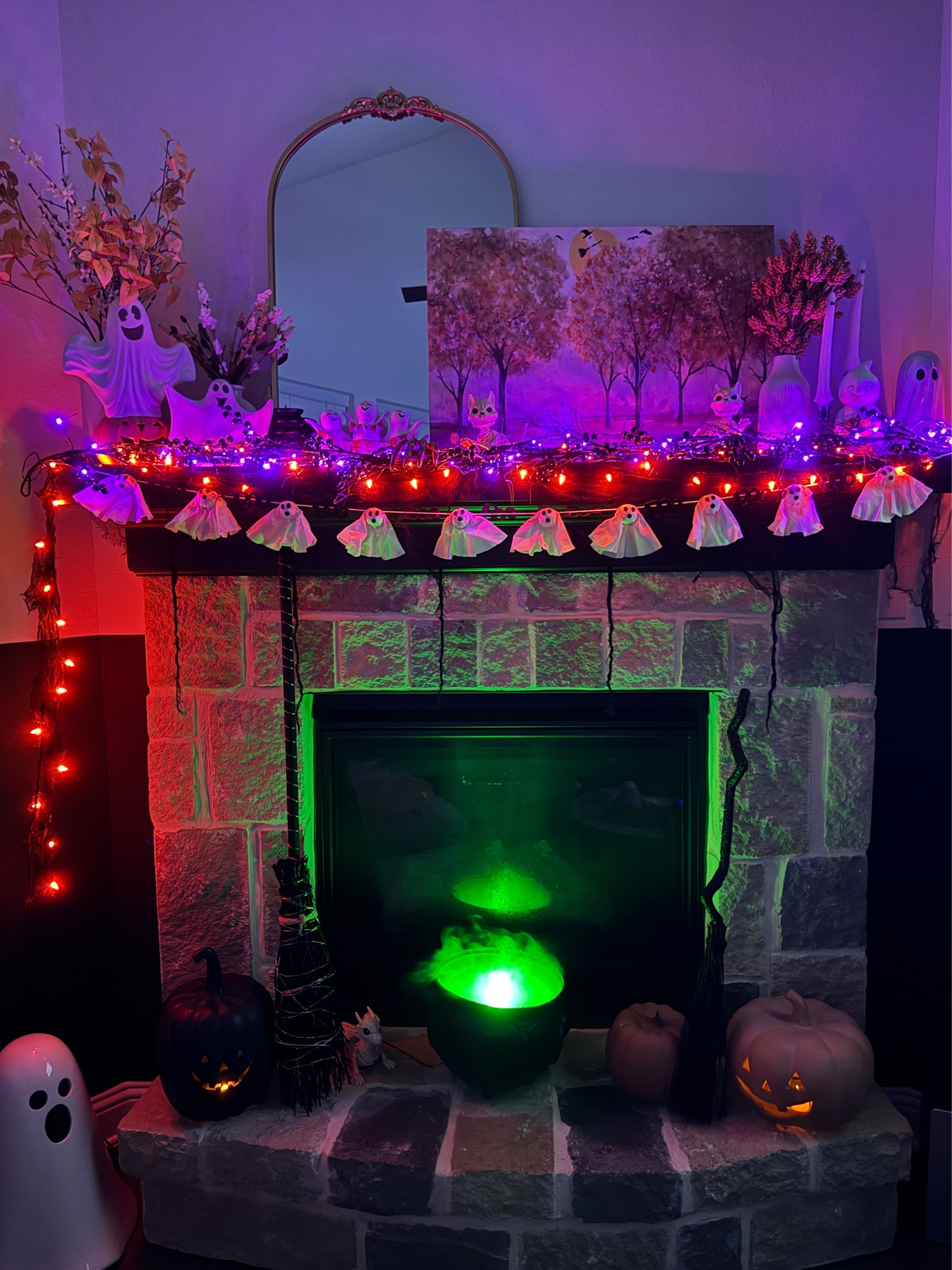 Halloween Mantle 🎃 

#LTKSeasonal #LTKFallSale #LTKHome