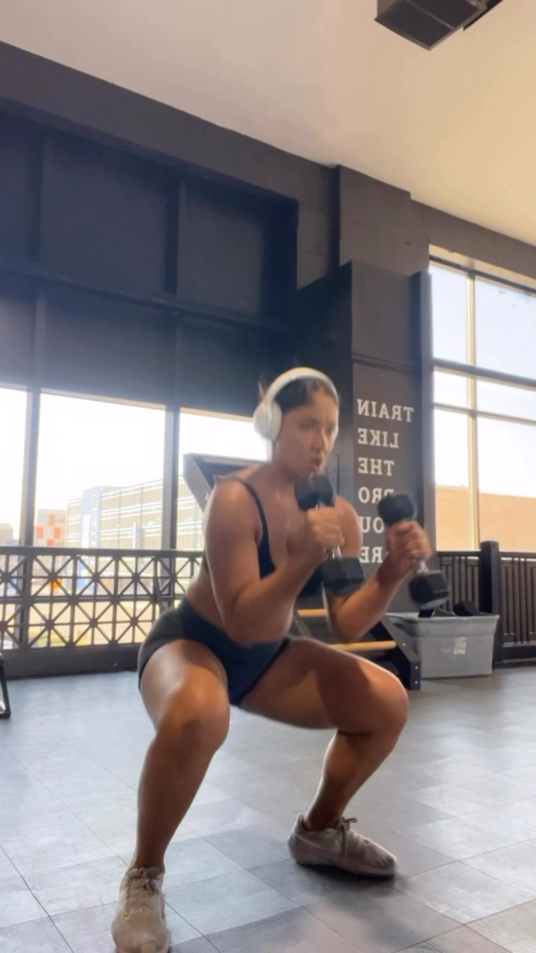 Legs on fire, core locked in—dumbbell squats never miss. Linked my gym look on LTK. #LTKfit #legday #LTKactive #fitstyle


#LTKActive #LTKTall #LTKFindsUnder50
