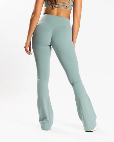 Sierra Flare Legging : 34" (Long) | P'tula