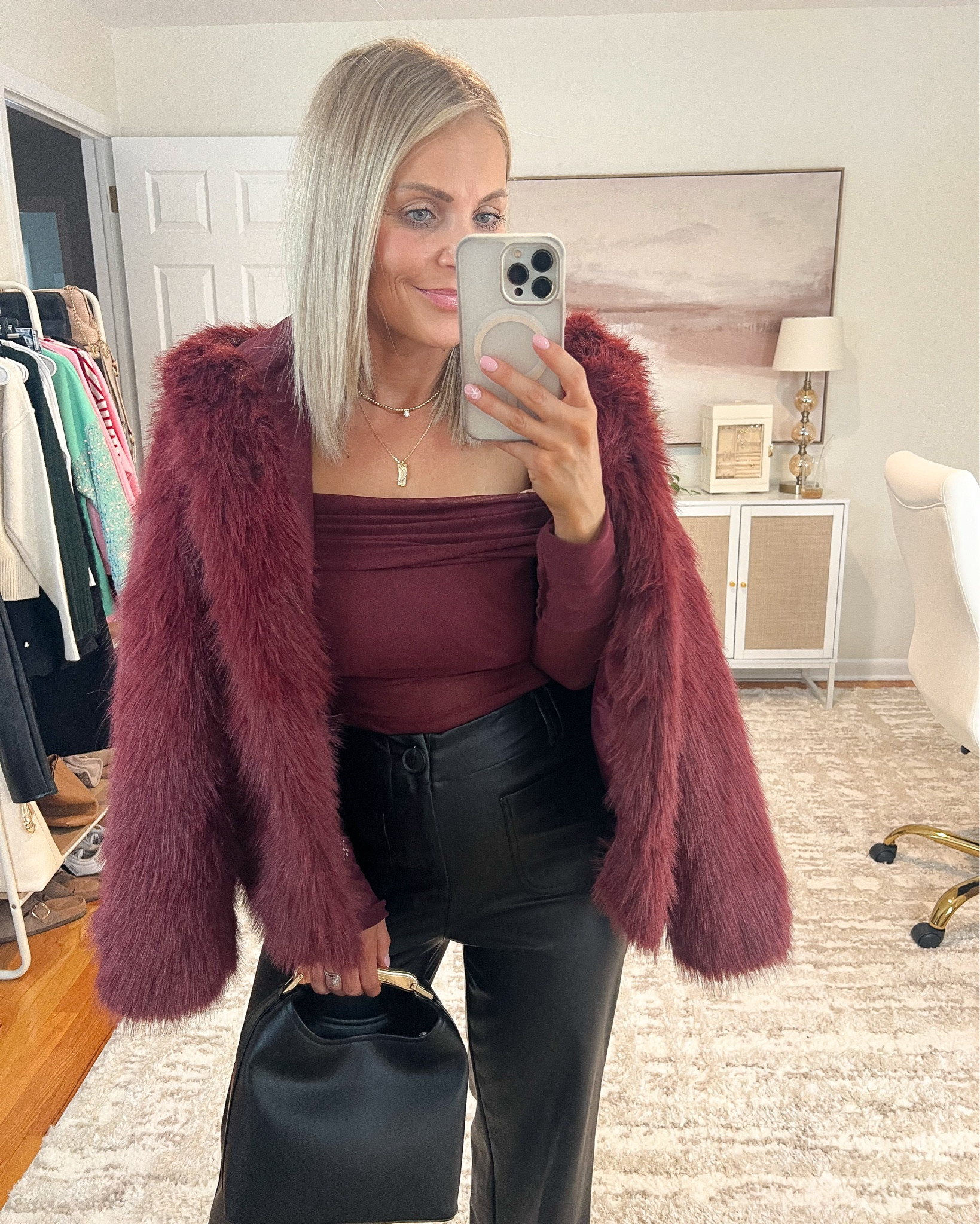 Holiday Outfit Idea

Christmas outfit, holiday outfit, holiday dresses, NYE outfit, NYE dress, target fashion, target finds, Walmart fashion, Walmart finds, Amazon fashion, Amazon finds, Christmas sweaters, midsize fashion, petite fashion 

#LTKHoliday #LTKSeasonal #LTKPetite