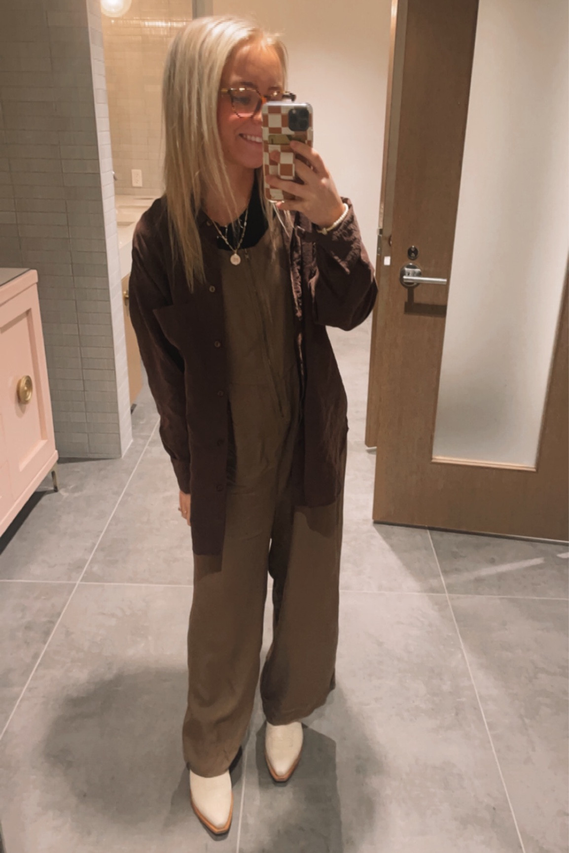 Jumpsuit is old target and button down is old Abercrombie so linking similar 🤍 so easy to create this look with anything you already have ☺️

#LTKFind #LTKworkwear #LTKfit