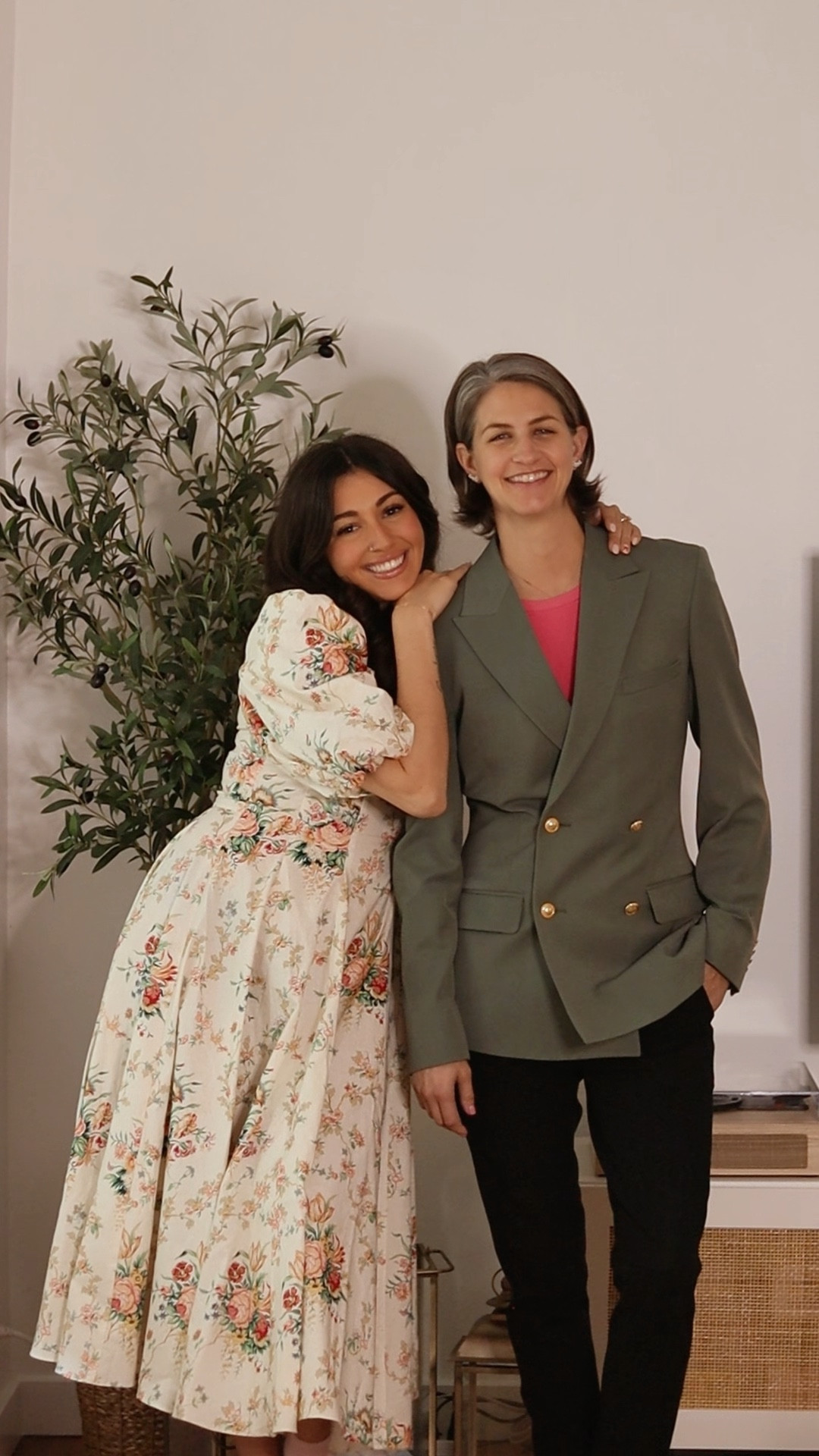 Valentine’s Day outfit idea for couples!

#LTKsalealert #LTKMostLoved #LTKstyletip