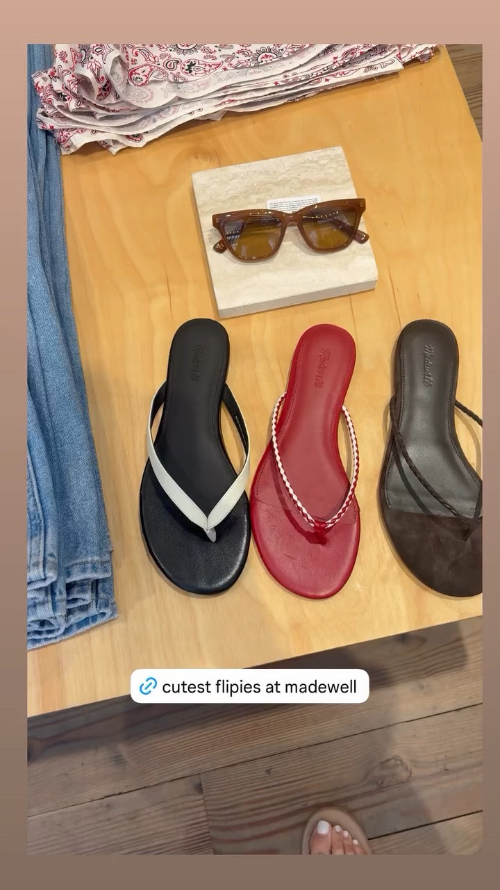 Cutest flip flops at @Madewell!

#LTKootd #LTKgrwm #LTKSeasonal