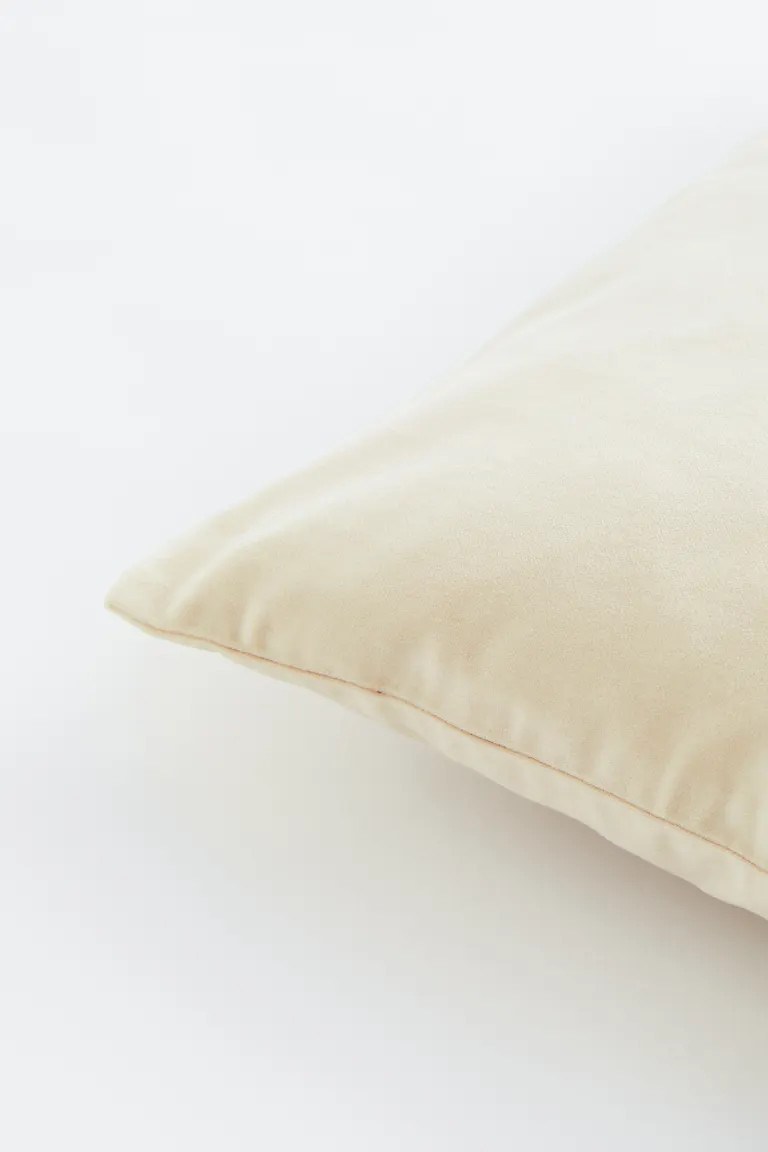 Velvet Cushion Cover | H&M (US + CA)