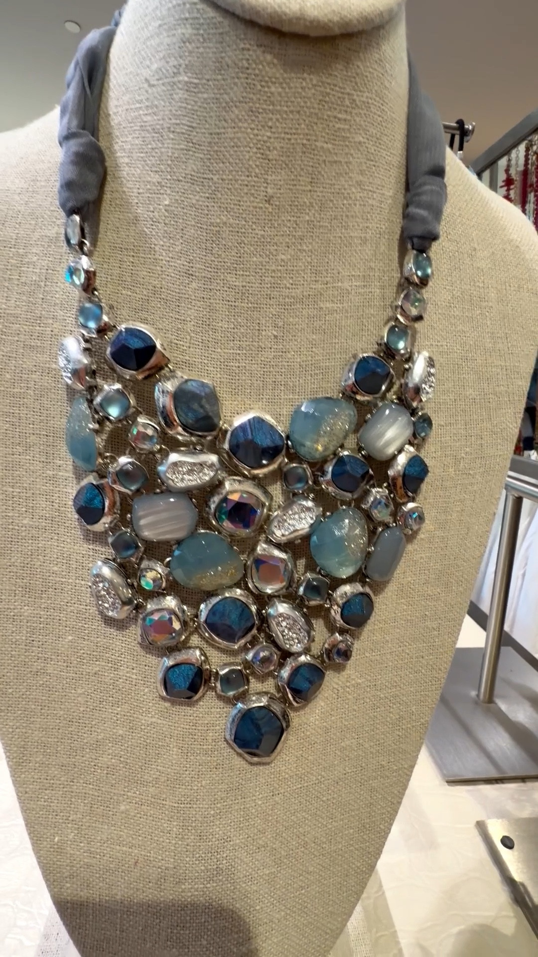 Part of our Icy Drops Collection, you will love the way you look and feel in this new Chico’s Originals bib necklace made to embody the beauty of the chilly season.



#LTKgrwm #LTKOver40