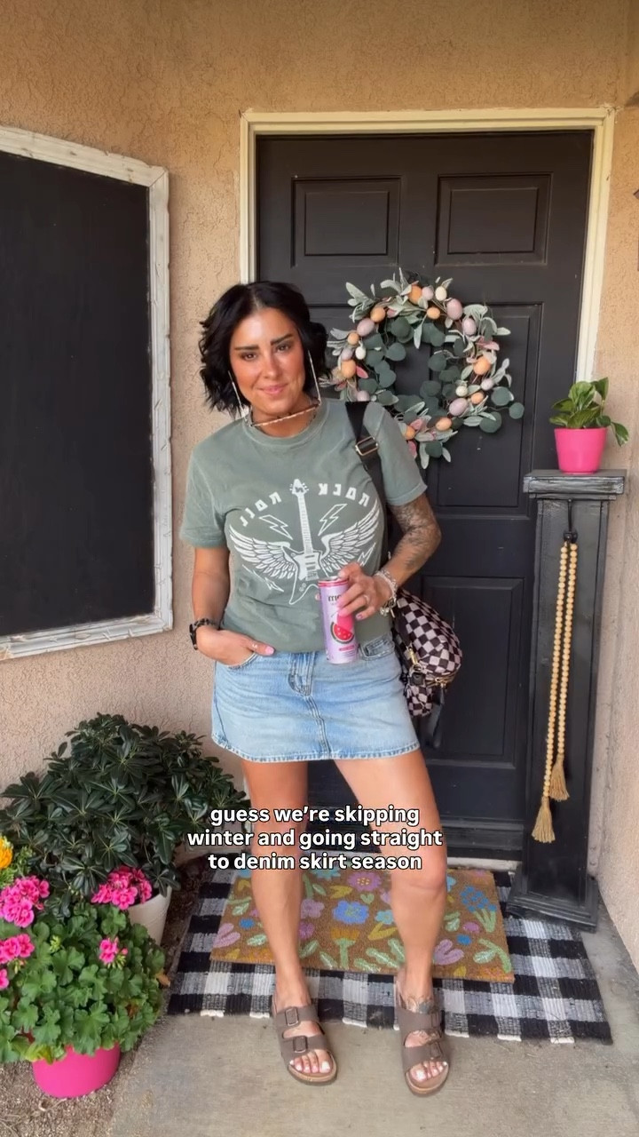 Honestly not mad about it because this combo is one of my forever staples. A good jean skirt, a graphic tee, comfy Birkenstock-style sandals, and a little side bag… it’s the easiest outfit that still looks put together.

You can grab my staples 30% off right now @VICI . Is code TAWNYP at checkout☀️

#LTKOver40 #LTKSpringSale #LTKootd