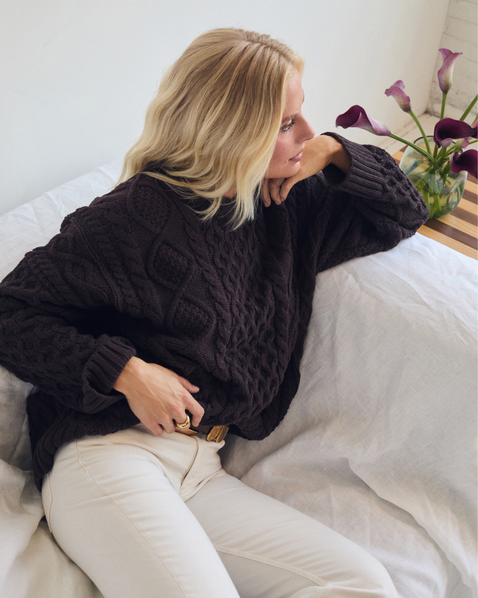 Code AFKATHLEEN for 20% off my collection with Abercrombie! Wearing a small in sweater (rich mocha brown), 26 long in jeans (ecru), shoes are tts! #kathleenpost

Fall fashion, fall transition, fall outfit, AFxKP

#LTKFindsUnder100 #LTKSeasonal #LTKStyleTip