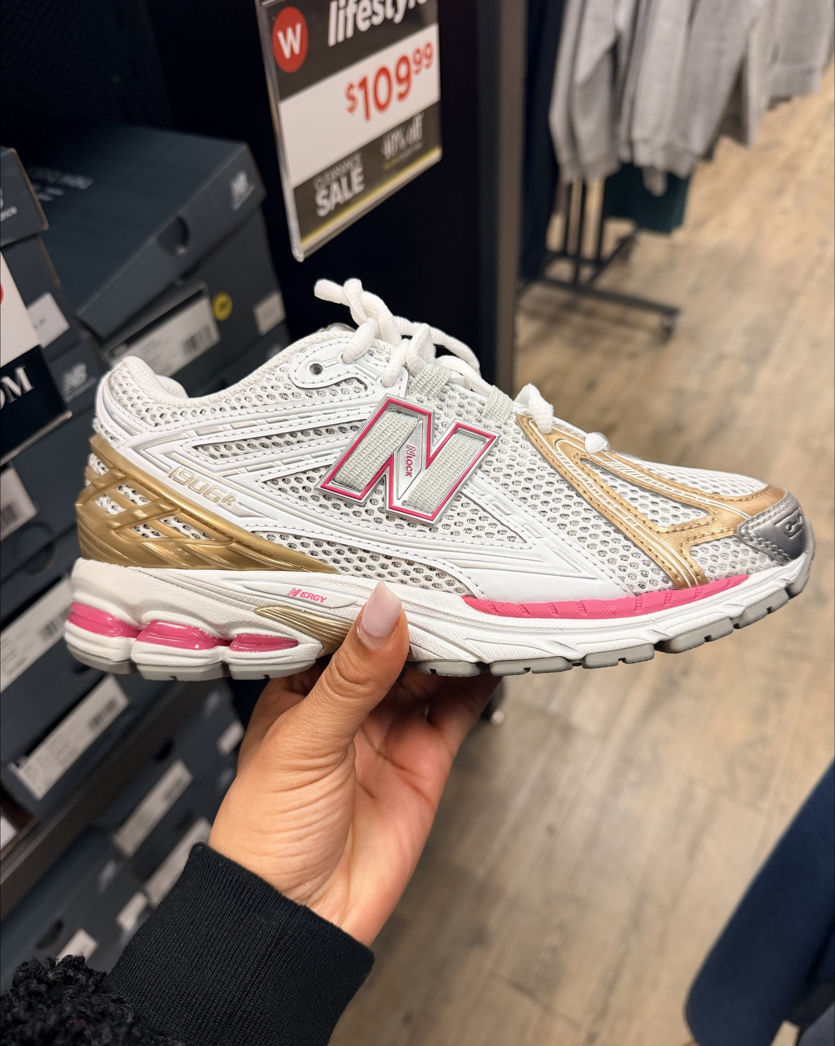 I found another color way that I love! 

#LTKActive #LTKU #LTKGiftGuide