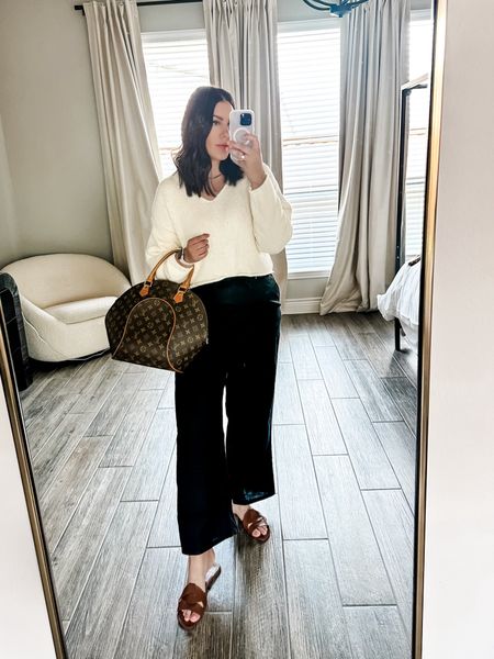 I was really excited about this sweater I got recently from Madewell and this pair of linen pants from J.Crew. They’re drawstring and loose, lightweight but not too sheer or thin. I love a loose pant for spring / summer and this is the one for me. I’m in the medium, they run looser for sure!

The Madewell sweater I wish was just a tad looser but overall it’s a nice shape and fit. A bit thicker than I was expecting actually (in a good way) and it’s super soft. I’m in the large, TTS.

Also, I got the LV a few years ago via Fashionphile! I found a few secondhand ones below.

#LTKxMadewell