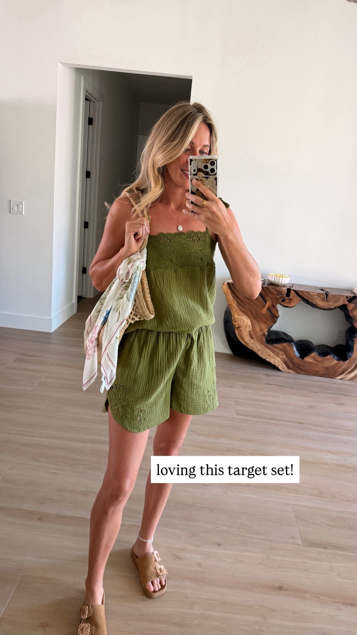 Size small top, medium shorts 

#LTKootd