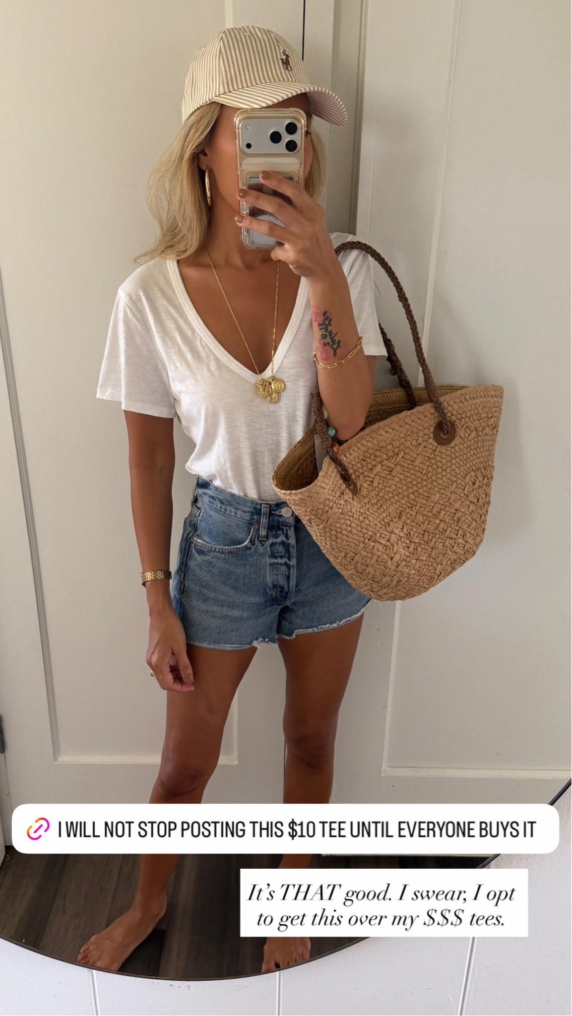 This tee is SO GOOD. I promise. Wearing an xs tee, size 24 shorts. PS THIS BAG IS SO SO GOOD! 🤌🏽🤌🏽🤌🏽☀️☀️☀️