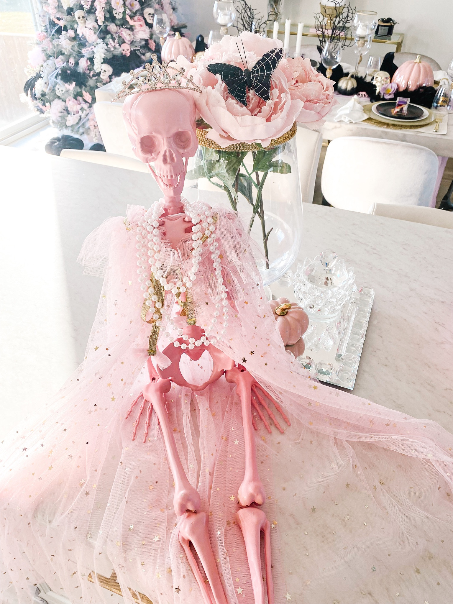 It isn’t Pinkoween/ Barbieween without a pink skeleton! 💀👻🌸💗

#LTKHalloween #LTKfindsunder100 #LTKhome