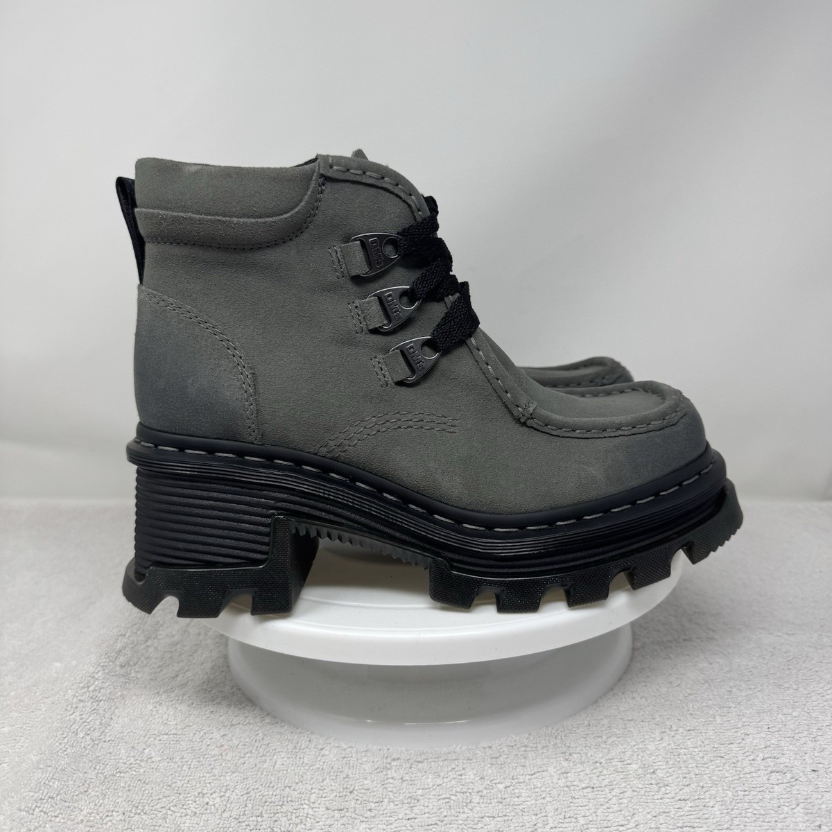 Dr. Martens Corran 3I 3-Eye Suede Heeled Boots Women’s Size 8 Grey Wednesday NEW | eBay US