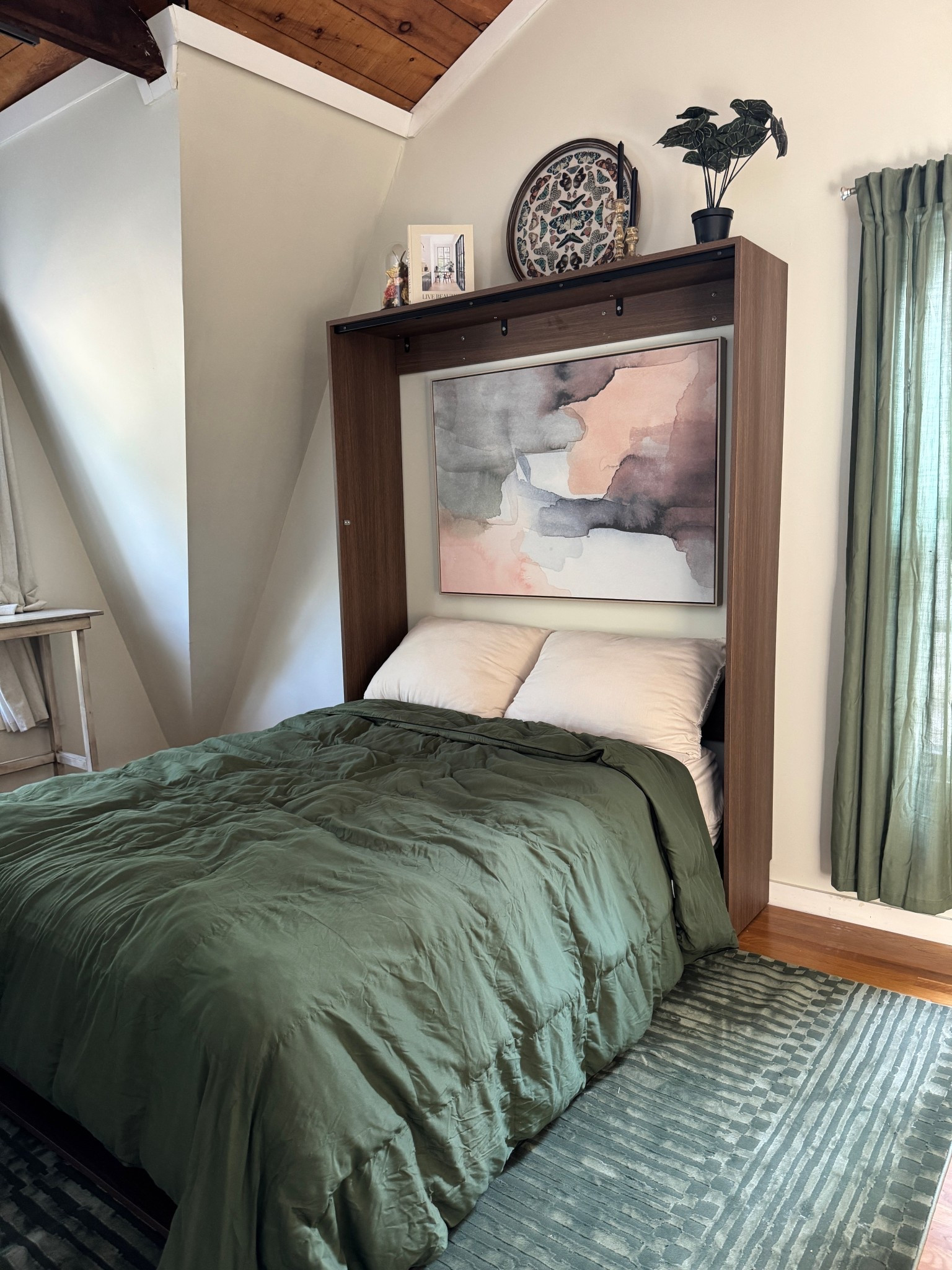 Part 2 of my dream guest bedroom 

I’ve linked my entire set up to create this cozy experience in our space

My Murphy bed cannot be linked but I have a direct link on my socials @hairbydarceee 

#LTKFindsUnder100 #LTKHome #LTKStyleTip