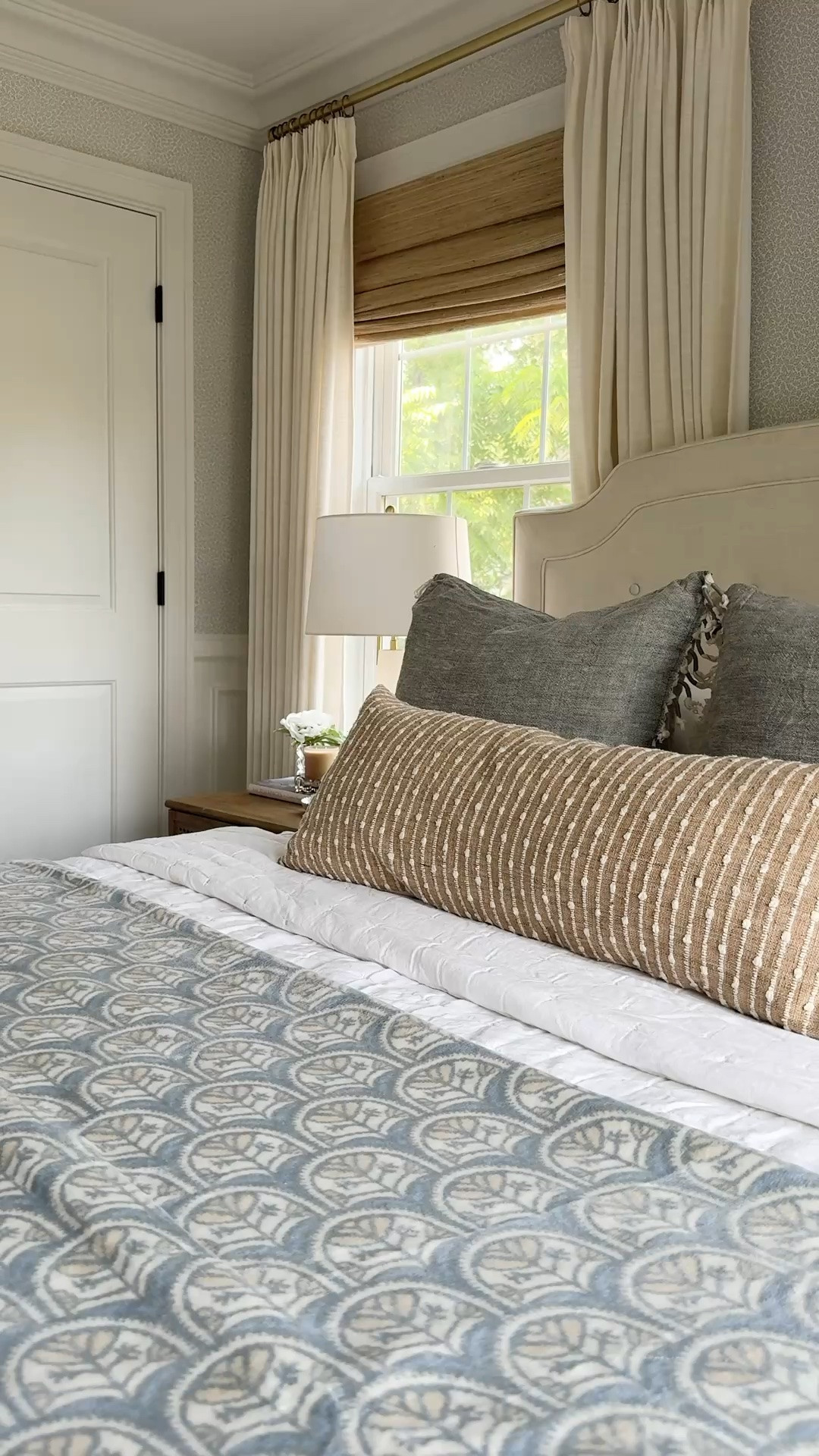 Mix the patterns, add the layers 🙌🏻

Fall bedroom, Bedroom, bedroom inspo, bedroom decor, bedroom furniture, bedroom accessories, bedroom styling, upholstered bed, girlonthehudson, neutral home, modern coastal,cozy home, GIRLONTHEHUDSON, Serena & Lily, Quince, bedding, bedroom basics

#LTKHome #LTKSeasonal #LTKdayinmylife
