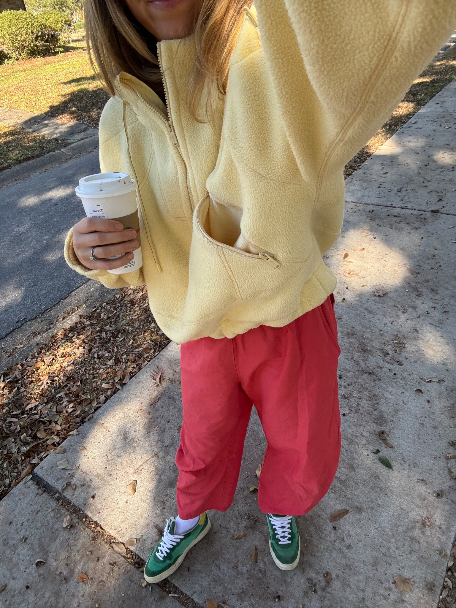 Size small zip up
Size small pants 