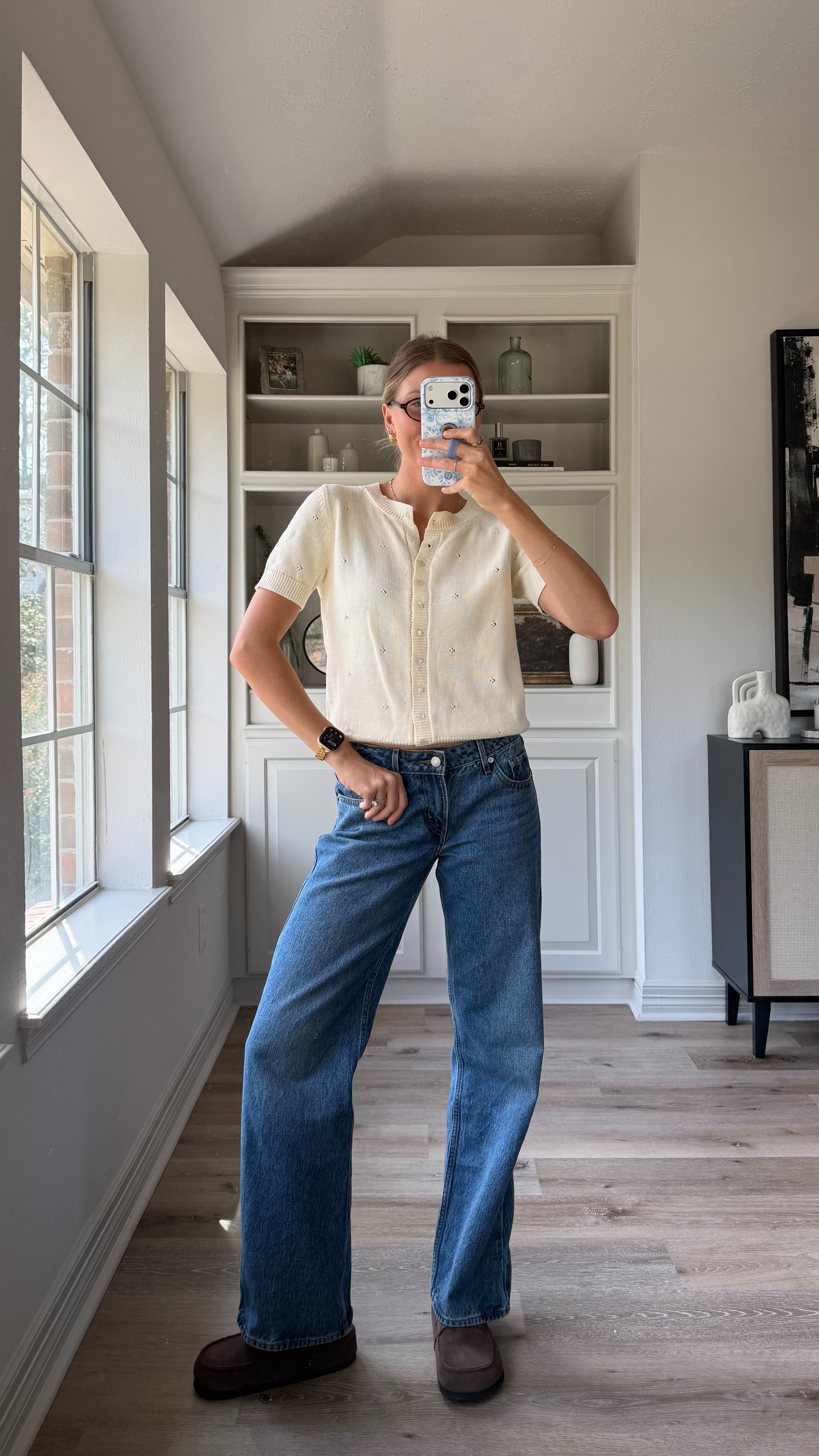 Cutest casual cardigan top! S in top, 26 in denim  

 