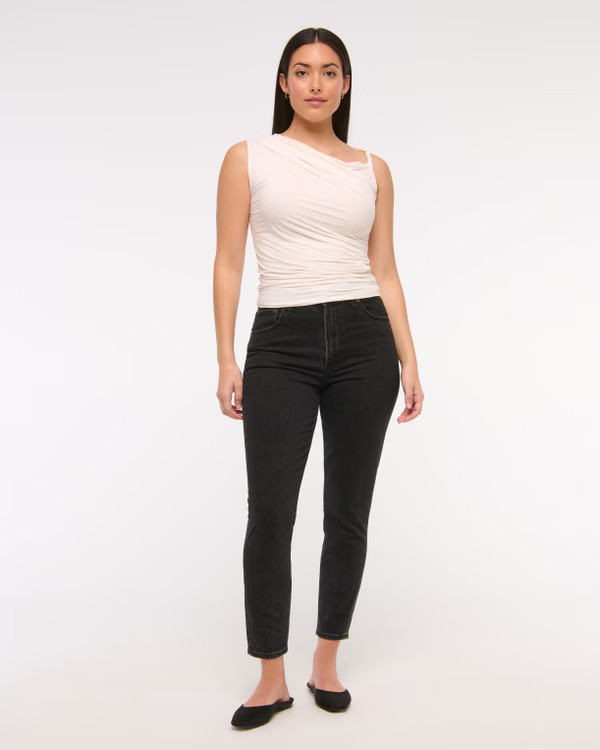 Curve Love High Rise Mom Jean | Abercrombie & Fitch (US)