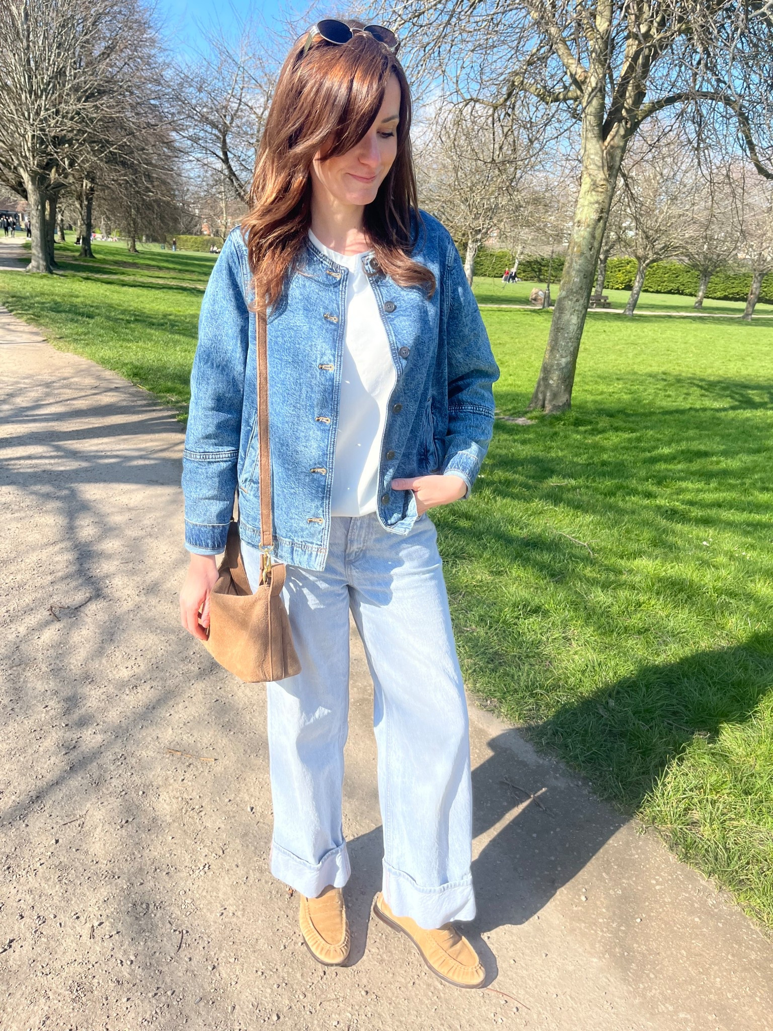 SPRING OUTFIT 👖

Denim jacket size 12.
Jeans size 10 regular.
Boxy T-shirt size 8 ( I sized down from size 10).
Loafers are old.

#LTKspring #LTKeurope #LTKuk