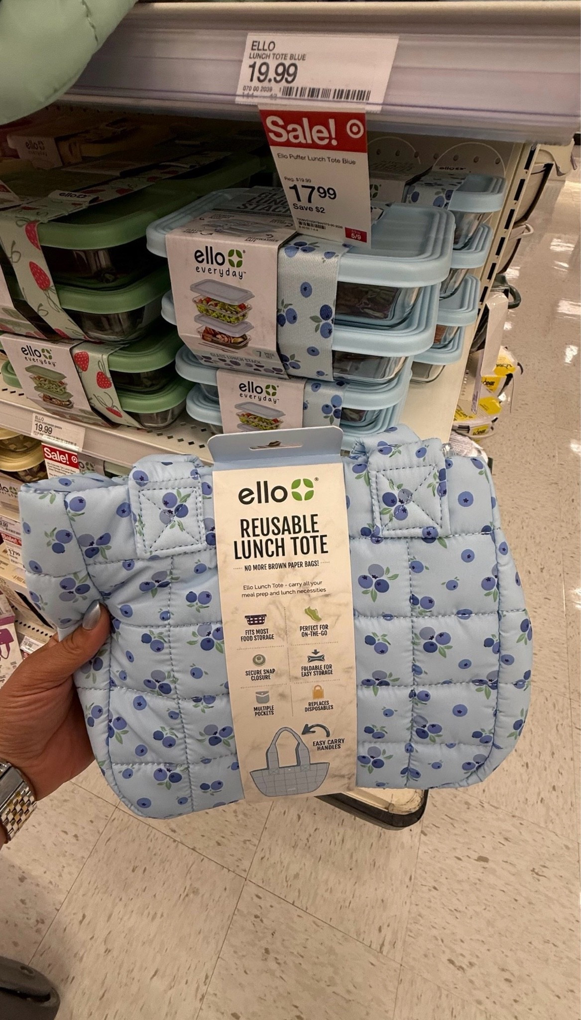 This reusable lunch tote is as cute as it is practical! The quilted blueberry print adds a fun touch, and it's perfect for work, school, or packing snacks on the go. Grab it while it's on sale at Target!

#LTKdayinmylife #LTKgrwm #LTKmorningroutine
