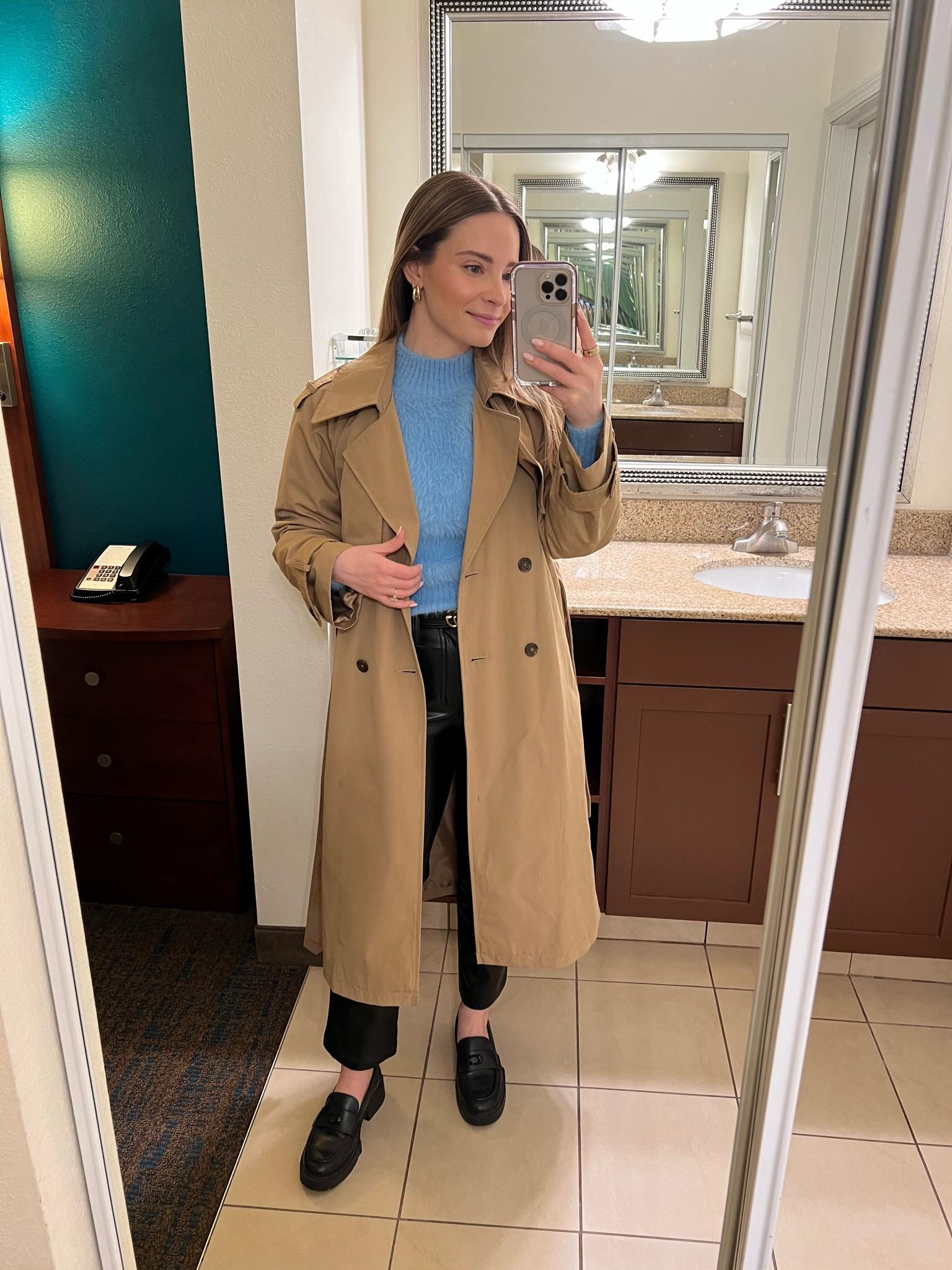 XS in trench coat

#LTKTravel #LTKSeasonal #LTKWorkwear