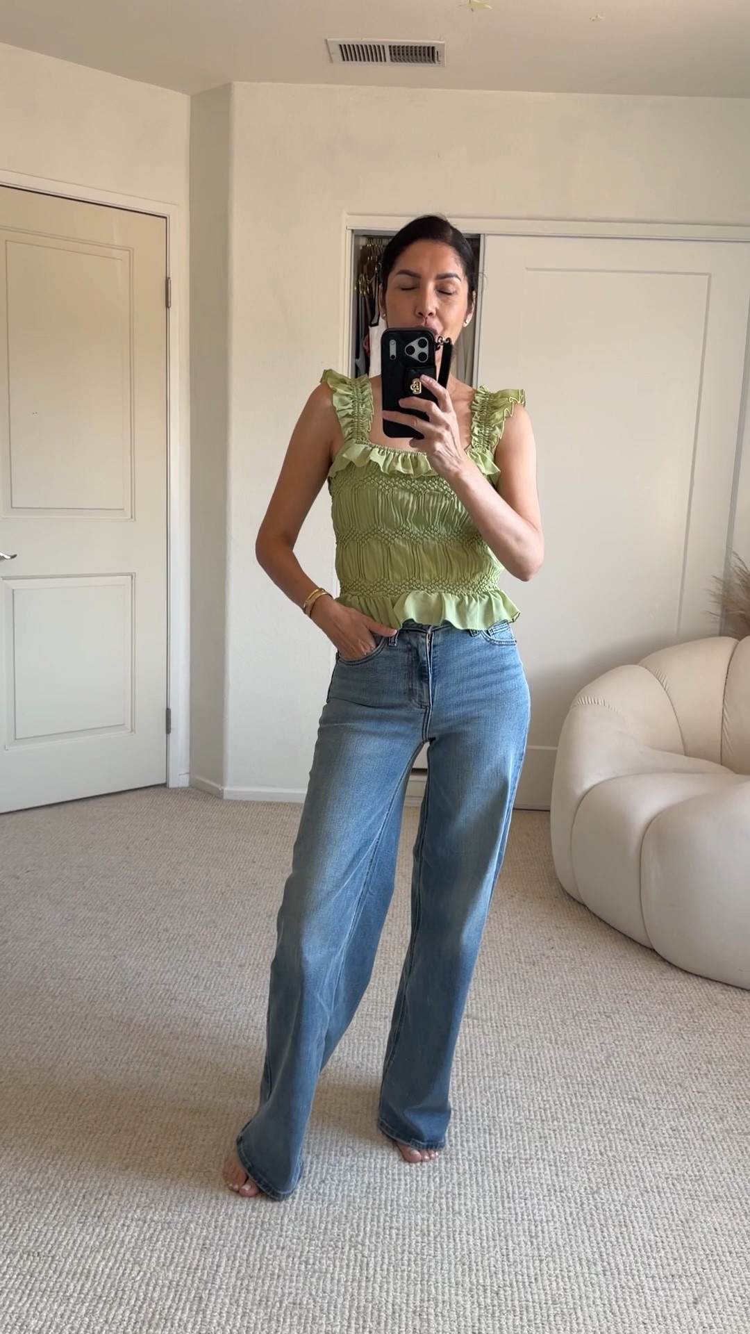 Target finds.
The Target viral Jeans are on sale under $20!!

➡️ These are the WIDE LEG ones.

Run and secure your size. Regular, petite and plus available! 
These run true to size and have a lot of stretch.

➡️Wearing size 4 Regular

➡️ My Body dimensions 
Bra: 32C (81 cm)
Waist:26" (66 cm)
Hips: 38" (96.5 cm)
Height: 5'7" (170 cm)

Denim jeans, viral denim jeans, jeans , target jeans

#LTKOver40 #LTKU #LTKSaleAlert