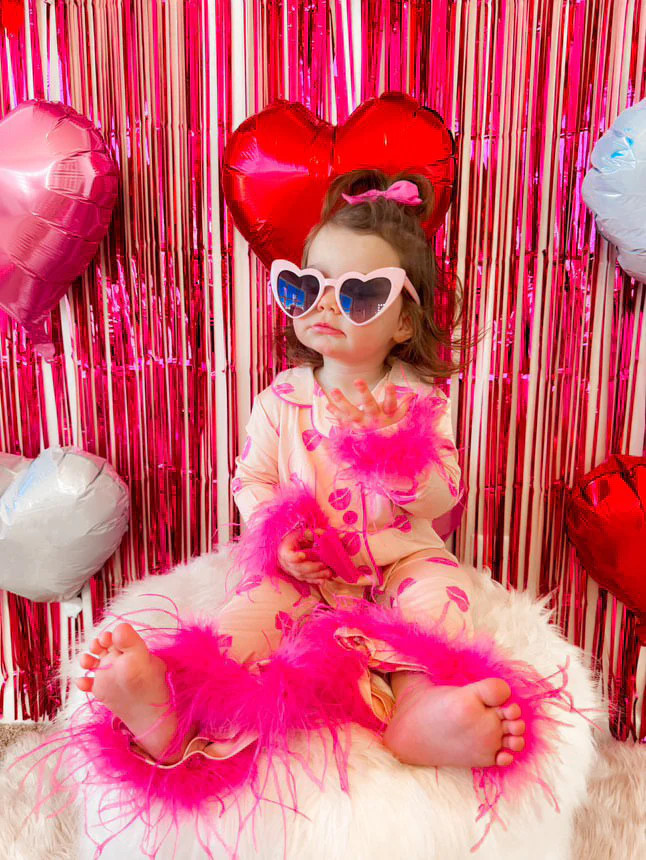 PUCKER UP GIRL'S FLARE FEATHERED DREAM SET | Dream Big Little