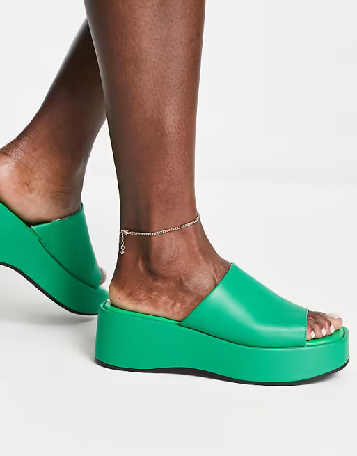 Monki chunky platform sandals in green | ASOS | ASOS (Global)