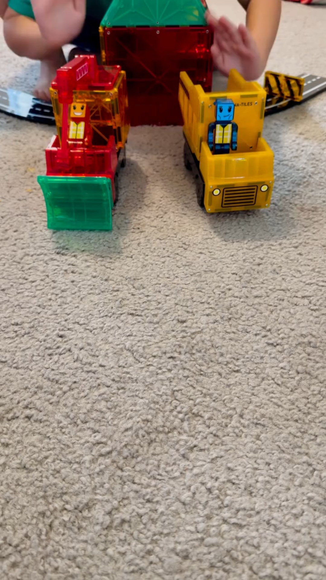 Our @magnatiles play this morning turned into a full-blown construction zone! 🏗️

From dumping to lifting to building, today’s mission: teamwork, imagination, and a whole lot of busy hands. The Creative Crew construction team is on the job, and the site is busy!

It’s always amazing to see where open-ended play can take us.

#magnatilesplay #openendedplay #STEMlearning #creativekids #siblingplay #littlecreativecrew #invitationtoplay #constructionplay #gifted