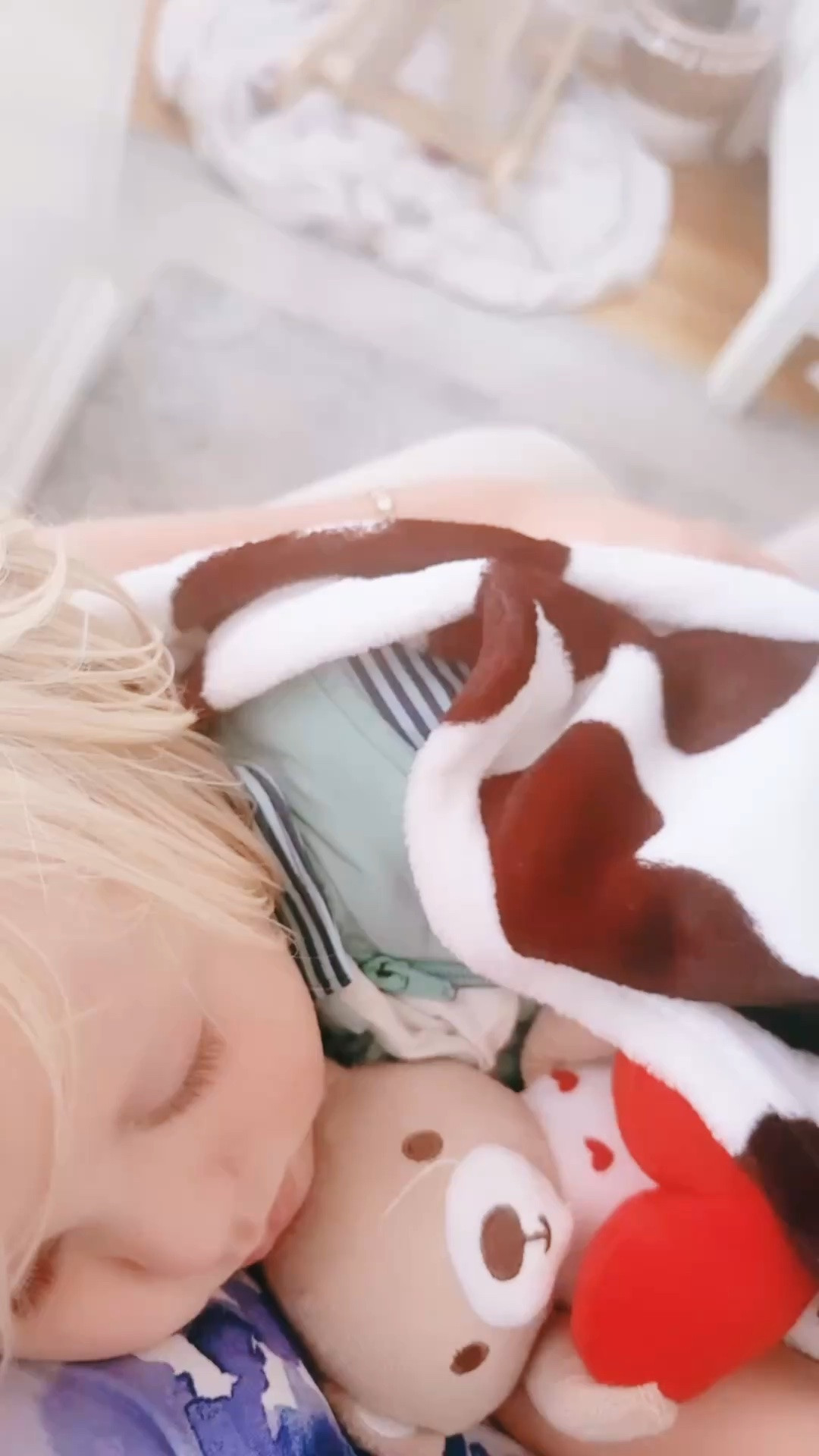 saturday snuggles with this whittle buddy 🧸