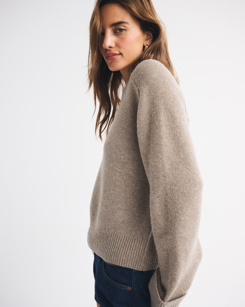 The A&F Madeline Crew Sweater | Abercrombie & Fitch (UK)