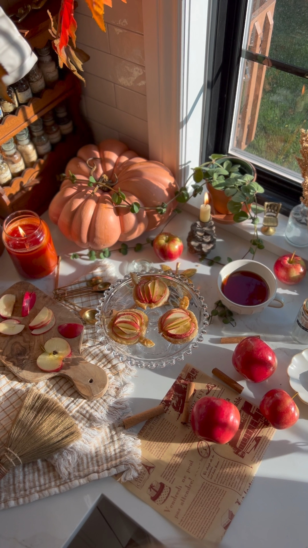 Autumn is here and everyone is apple picking. What are you going to do with all your apples?

You should make apple tarts with me! These were so delicious and beautiful. I ate three of them right after I finished shooting haha. 

Linking all the fall decor and the Wonder Oven from Our Place here  

#LTKHalloween #LTKSeasonal #LTKhome