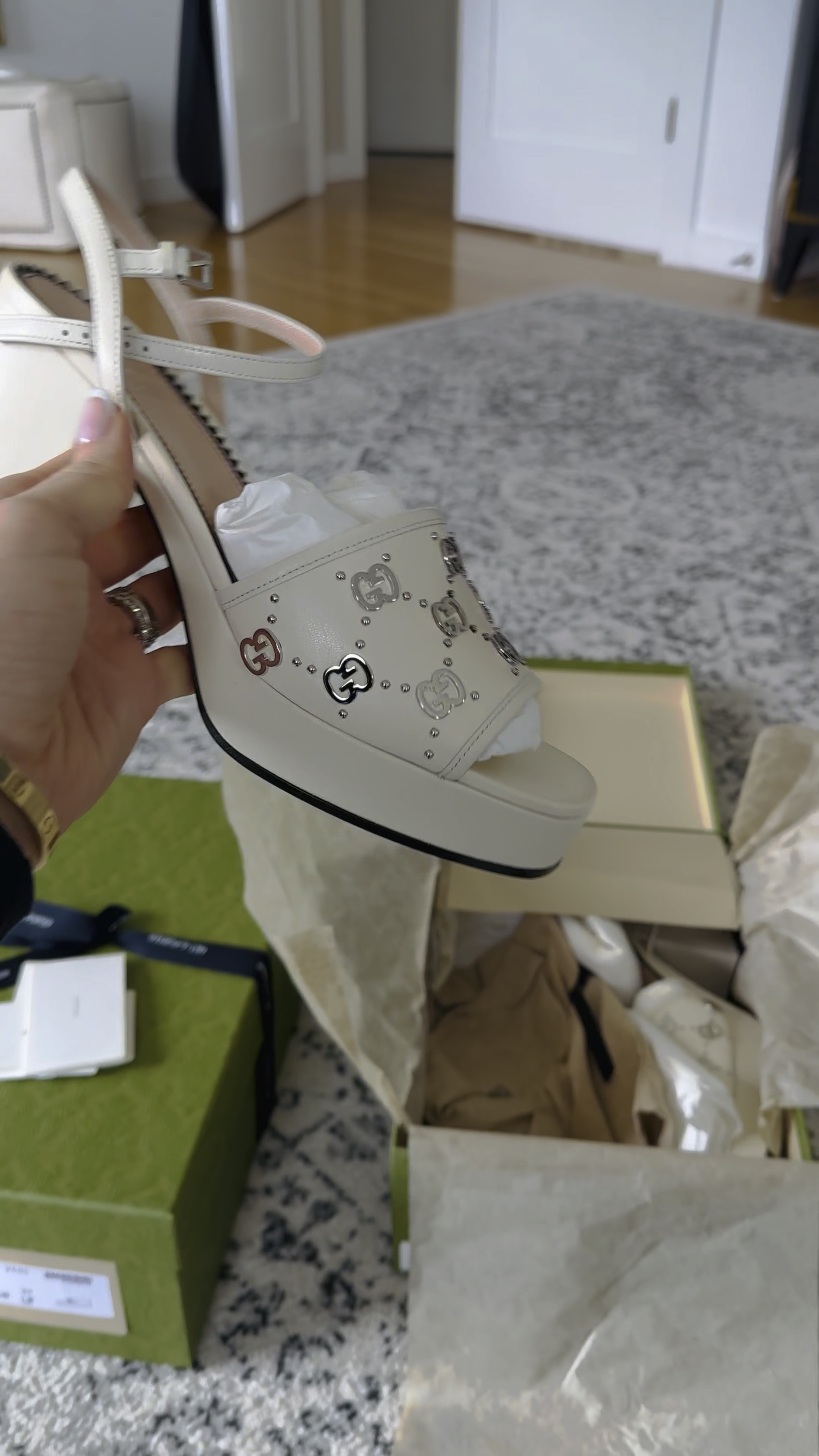 #NetAPorter #Gucci Unboxing. Sandals of dreams 💭

#LTKwedding #LTKshoecrush #LTKSeasonal