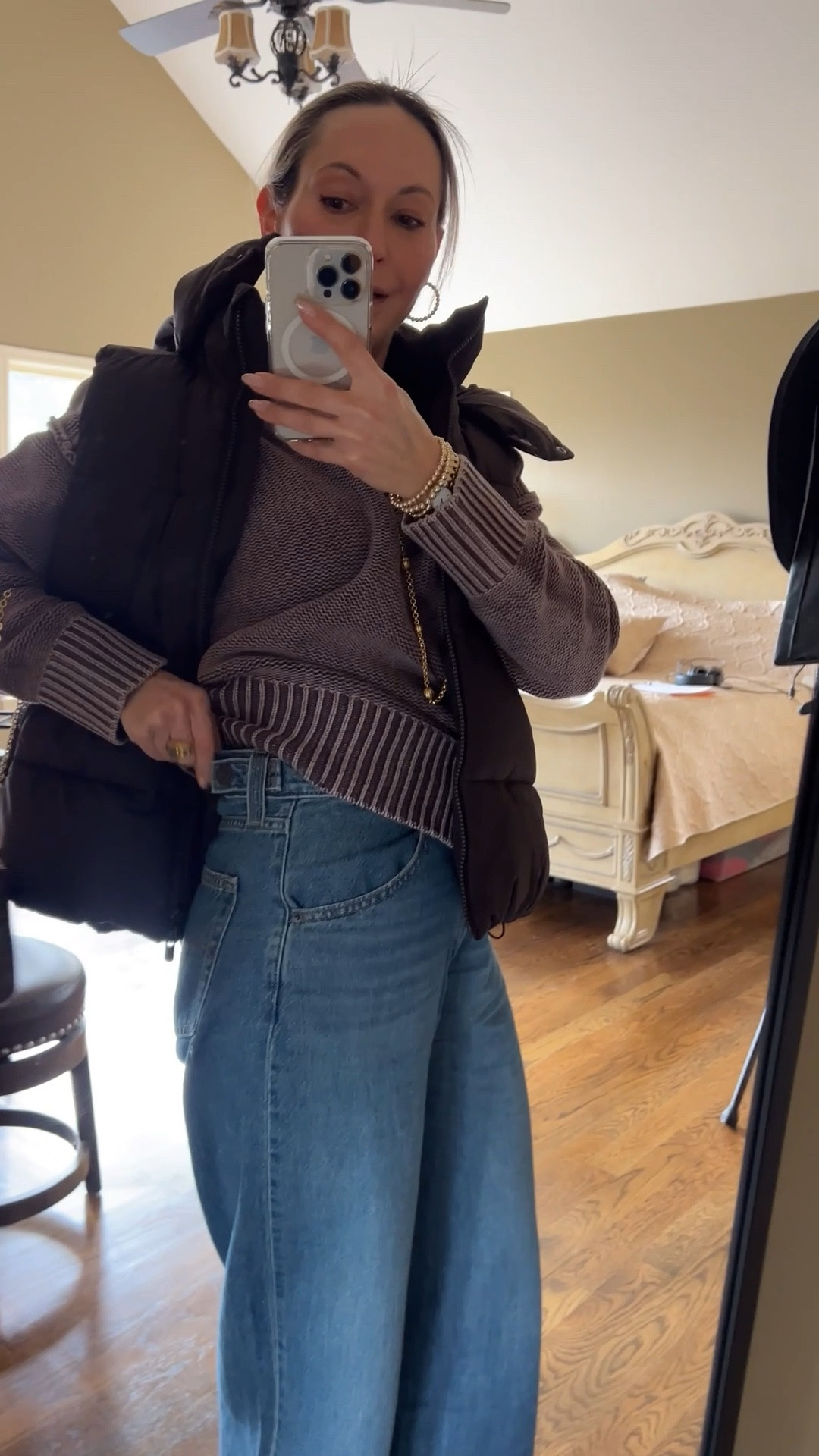 Casual Busy Moms NJ Winter outfit 

#LTKmomlife #LTKdayinmylife #LTKSeasonal