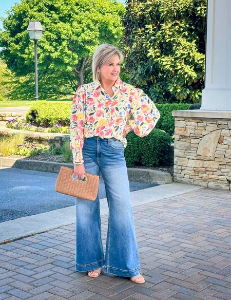 Floral Blouse Size Large | Wide Leg Jeans Size 29x32 | Woven Clutch | Spring Outfit for Women | Teacher Style 

#LTKover40 #LTKworkwear #LTKstyletip