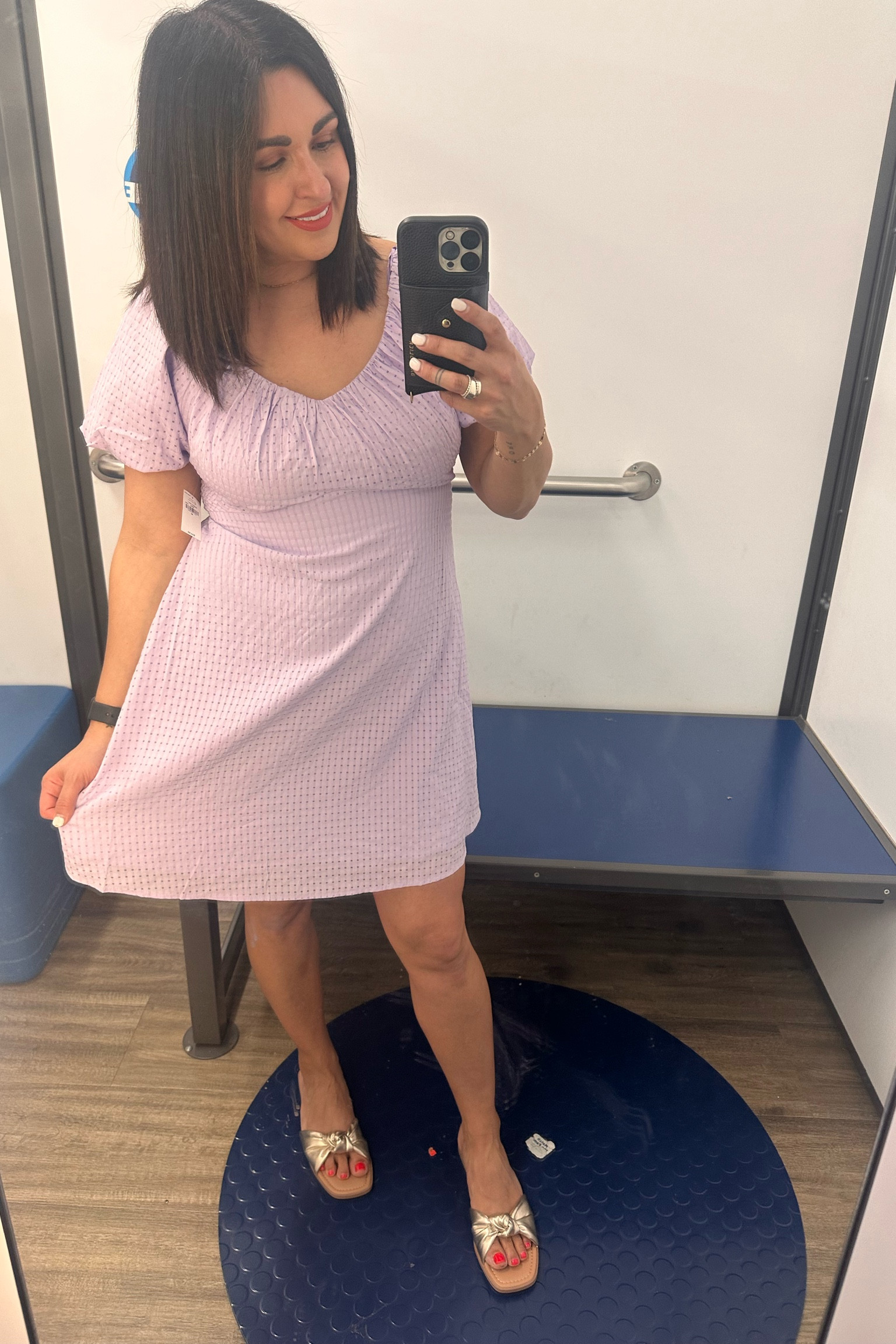 This vneck swing dress is perfect for this warmer weather. Light and flowy and has 4 other colors. Grab 2  

#LTKparties #LTKstyletip #LTKfindsunder50