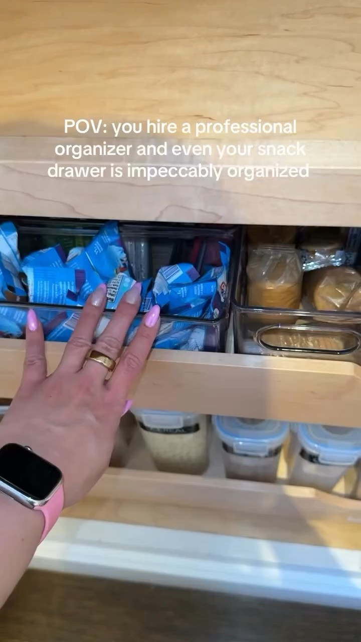 POV: You hired a professional organizer and now even your snack drawer is giving main character energy. ✨

Two ways to get this look👇
🛒 SHOP all the products used → Link in bio via LTK and SHOPMY
📩 HIRE US to do it all for you → Book a consultation in bio
Because you deserve an organized life — even down to the snacks. 🤍

#organizingtips #ProfessionalOrganizer #OrganizedHome #HomeOrganization #ShopMyHome

#LTKMothersDay #LTKfoodie #LTKmomlife