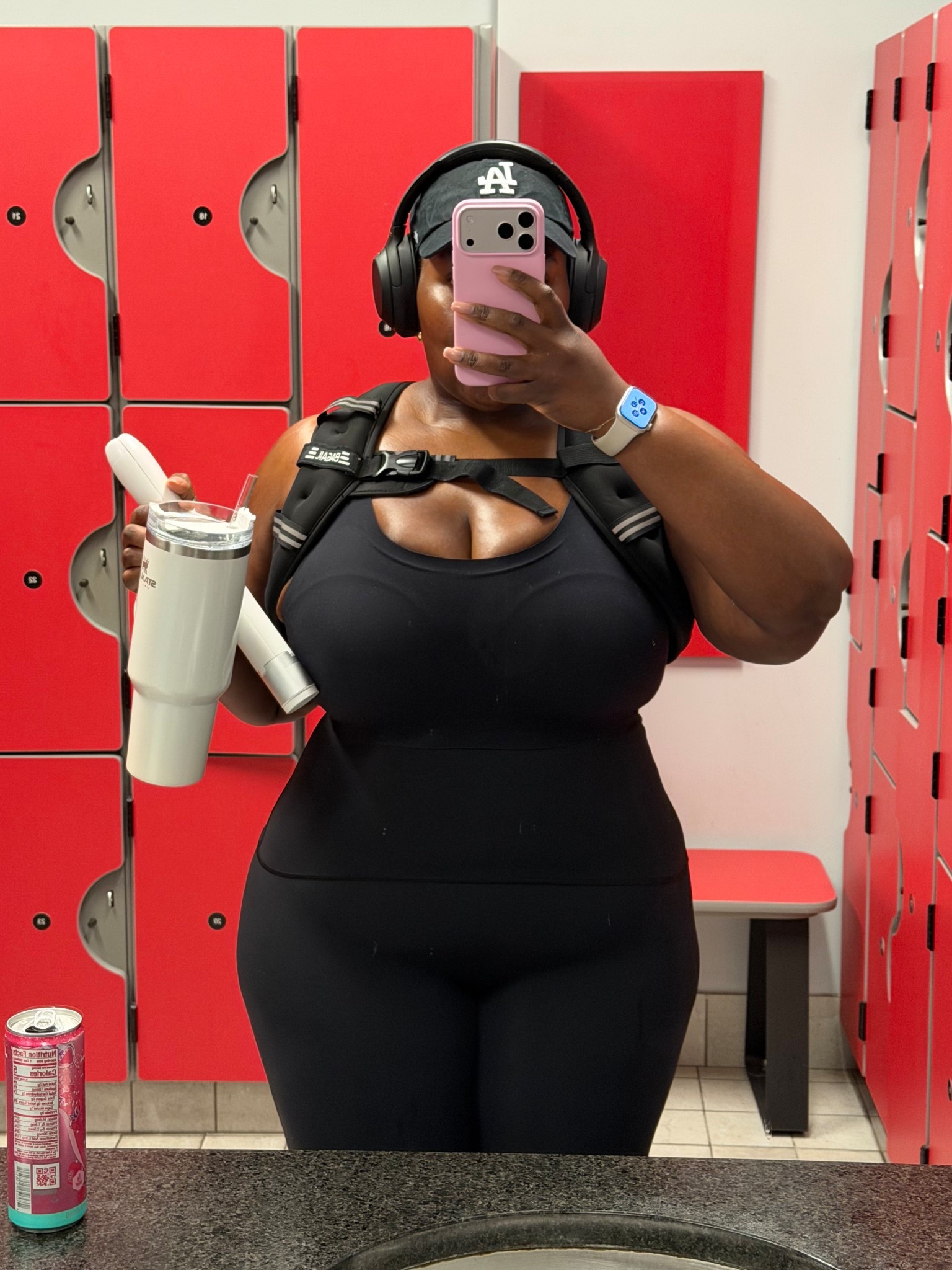 strapped in and snatched up 
code THAMARRXSPANX for 15% off first order

bra 42DD
leggings 1X 


#LTKPlusSize #LTKActive