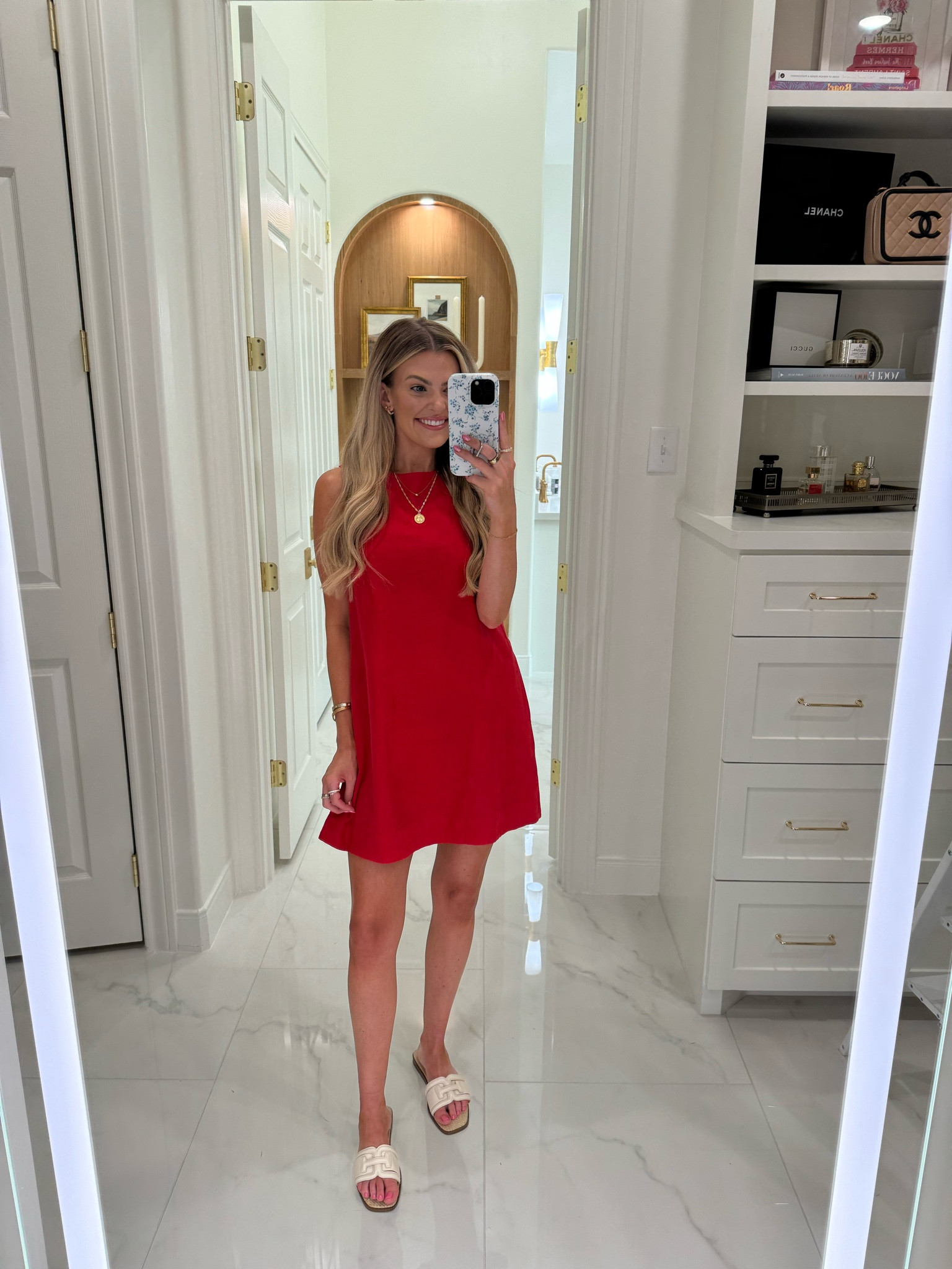 A classic linen mini, perfect for the 4th of July with a denim jacket! 

Save 20% on dresses plus an extra 15% with code: DRESSFEST

Size: XS

Summer dresses, wedding guest dresses, summer style, Abercrombie sale, Abercrombie dresses, summer trends

#LTKSaleAlert #LTKFindsUnder100 #LTKStyleTip