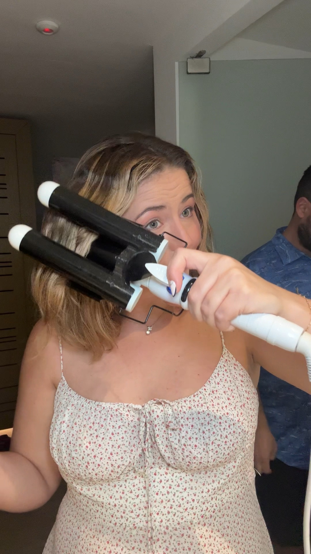 Ok it doesn’t take 60 seconds but it does take just 3 minutes! 

In my lob days I loved this beachy style with my Large Barrel crimper! This tool gives me the best large waves without getting too y2k crimped 😜

PRO TIP: straighten the ends. This gives a way more elevated look and gives the crimp a hint of sophistication- a personal tip I love for making this quick style look like more than it is! 

#beachhair #beachwaves 

#LTKbeauty #LTKfindsunder50 #LTKstyletip