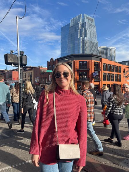 nashville outfits🤠

nashville, nashville outfits, nashville outfits winter, nashville outfits fall, nashville outfits spring, nashville style, casual outfits, sweater outfit, target sweater, dolce vita booties, abercrombie jeans

#LTKfit #LTKshoecrush #LTKunder100