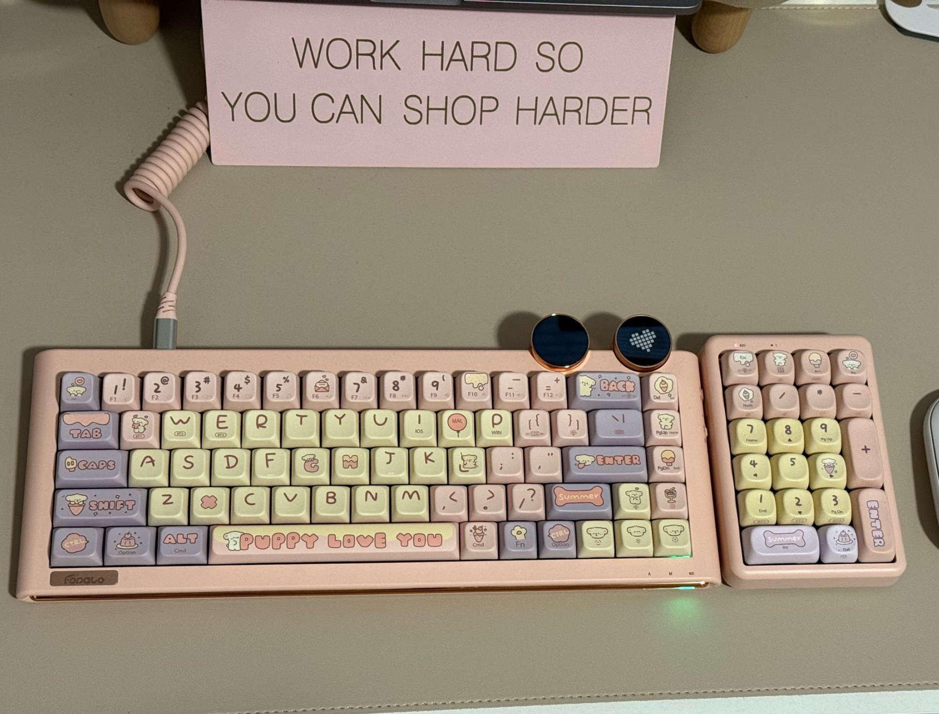 Best satisfying, clicking, keyboard 💓￼

#LTKdayinmylife