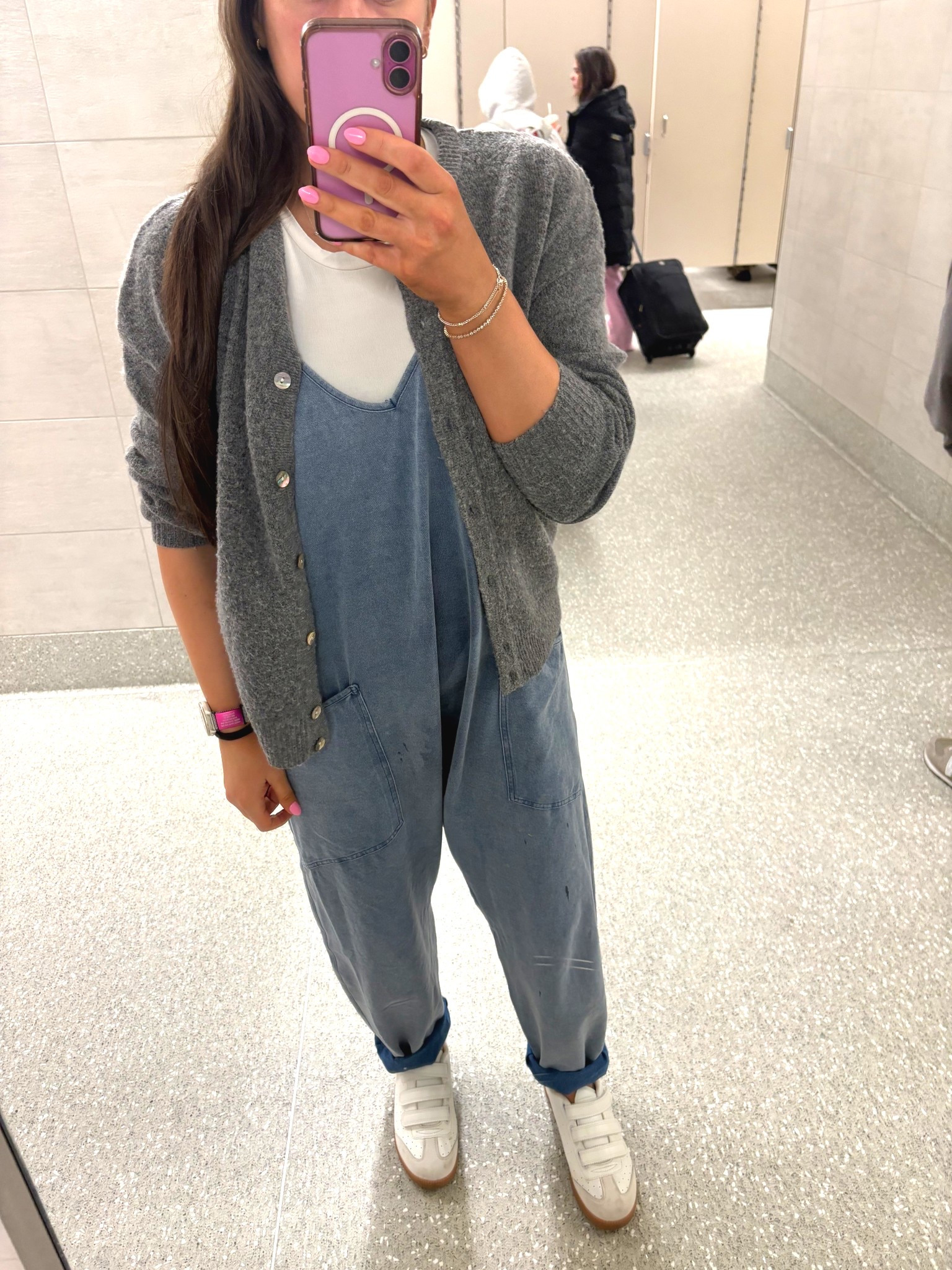 Get me out of this frozen tundra!!! 

Airport outfit / travel ootd / mom fit / jumpsuit / free people / dupe / cardigan / button down / Velcro tennis shoes / white sneakers / bodysuit 

#LTKTravel #LTKmomlife #LTKSaleAlert