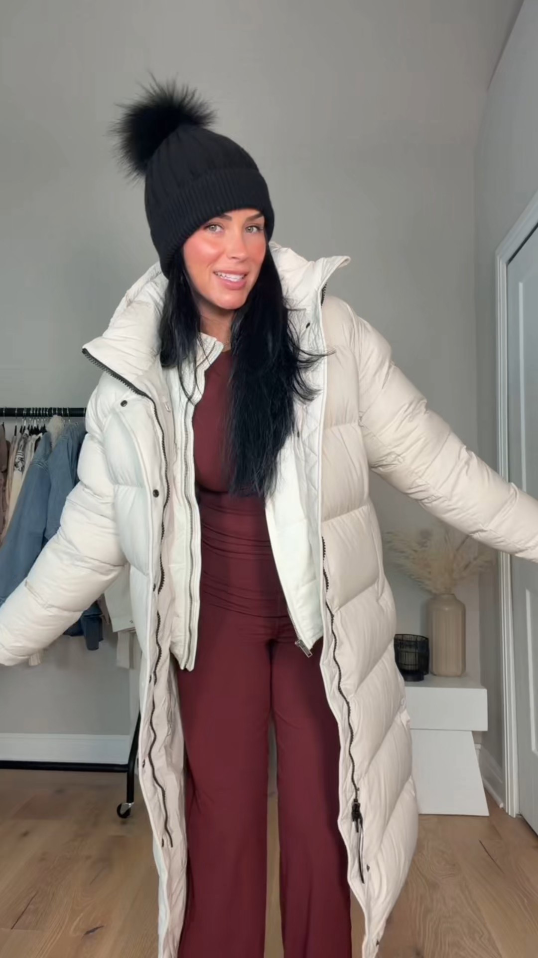 The perfect winter athleisure outfit ☁️❄️
I will have it added to my LTK in the “outfit inspo” section if you want to shop this look 🫶🏻

My sizing 5’7, 145lbs, 32dd
I’m wearing size small tops, size 4 pant 



#LTKActive #LTKootd #LTKgrwm