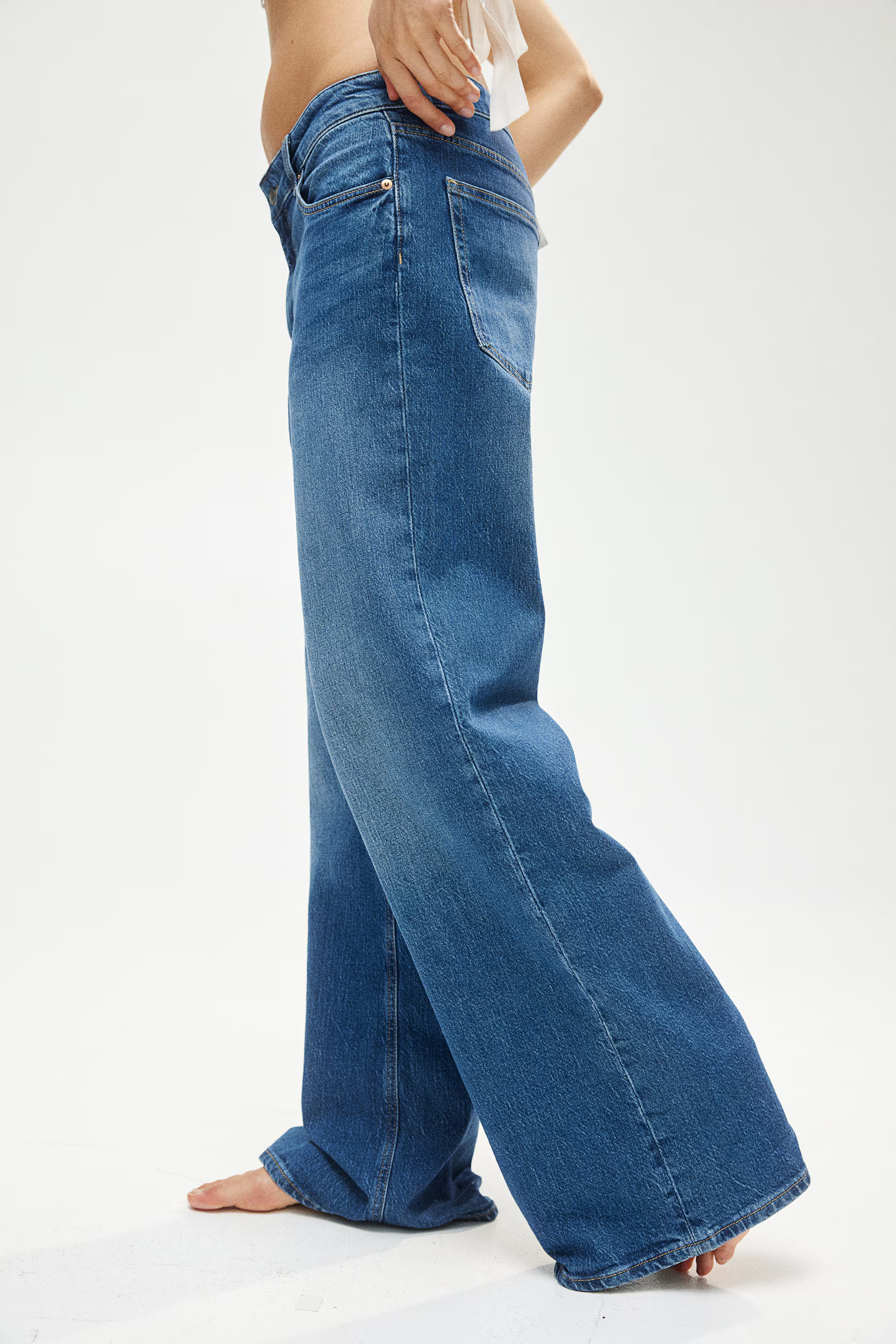 Harper High Rise Wide Leg Jeans | H&M (US + CA)