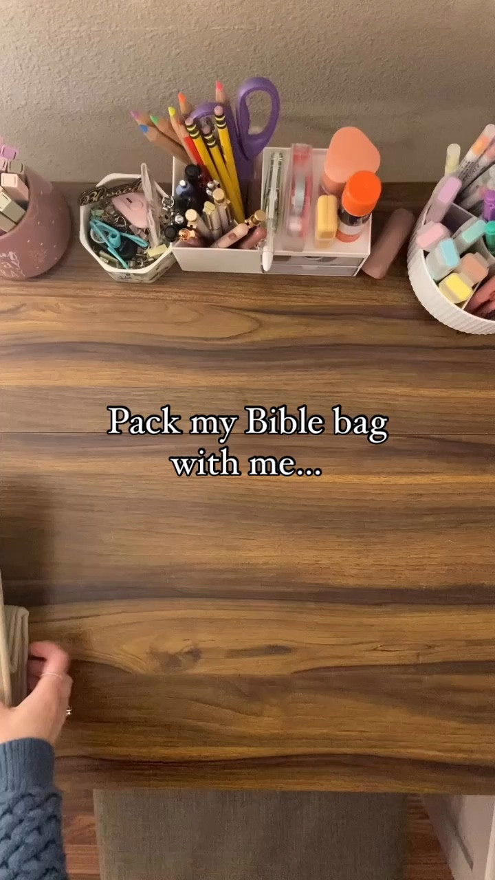 Pack my Bible bag with me!

#LTKTravel #LTKFindsUnder50 #LTKFindsUnder100